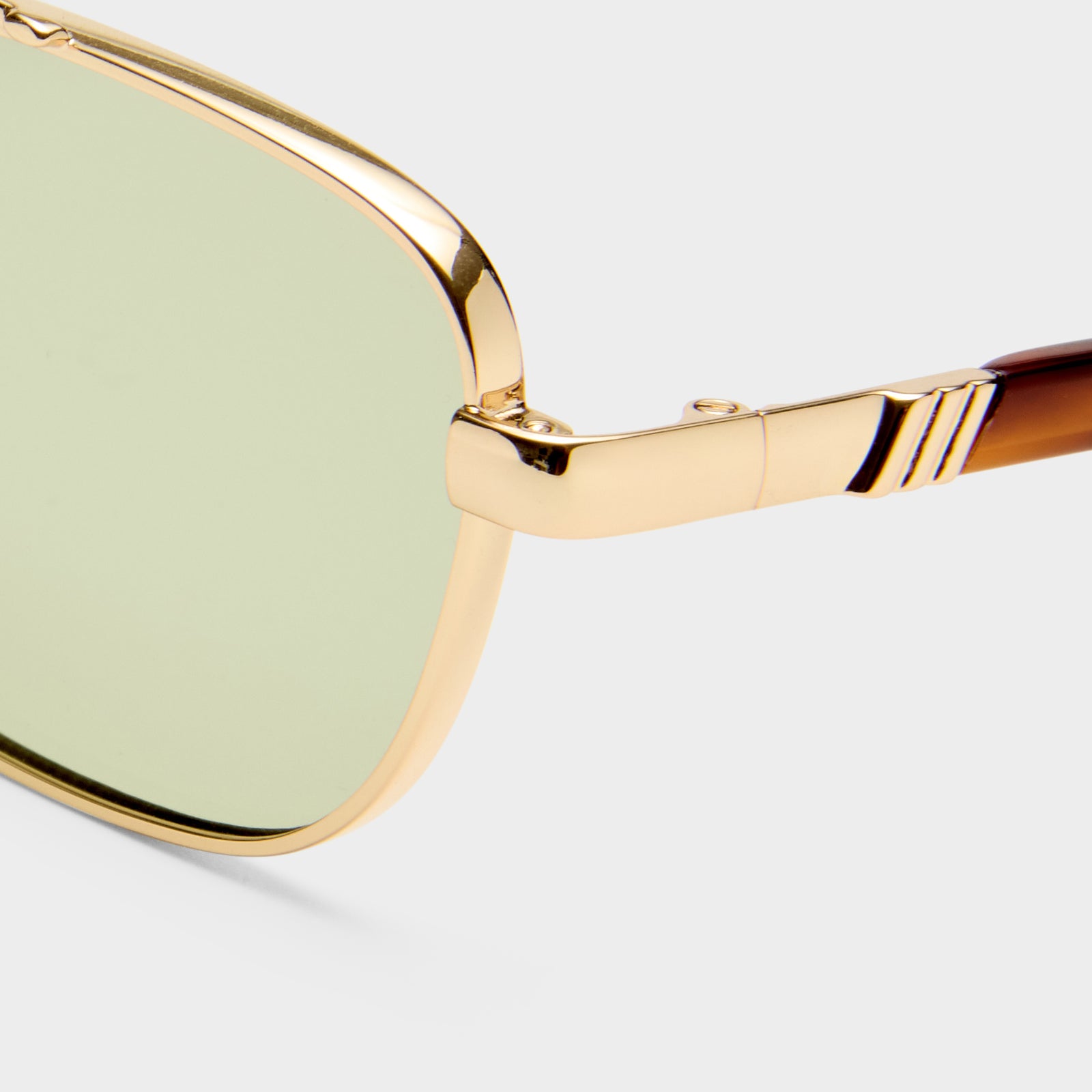 Le Mimi Gold Uni-Sex Aviator Sunglasses | Le Specs