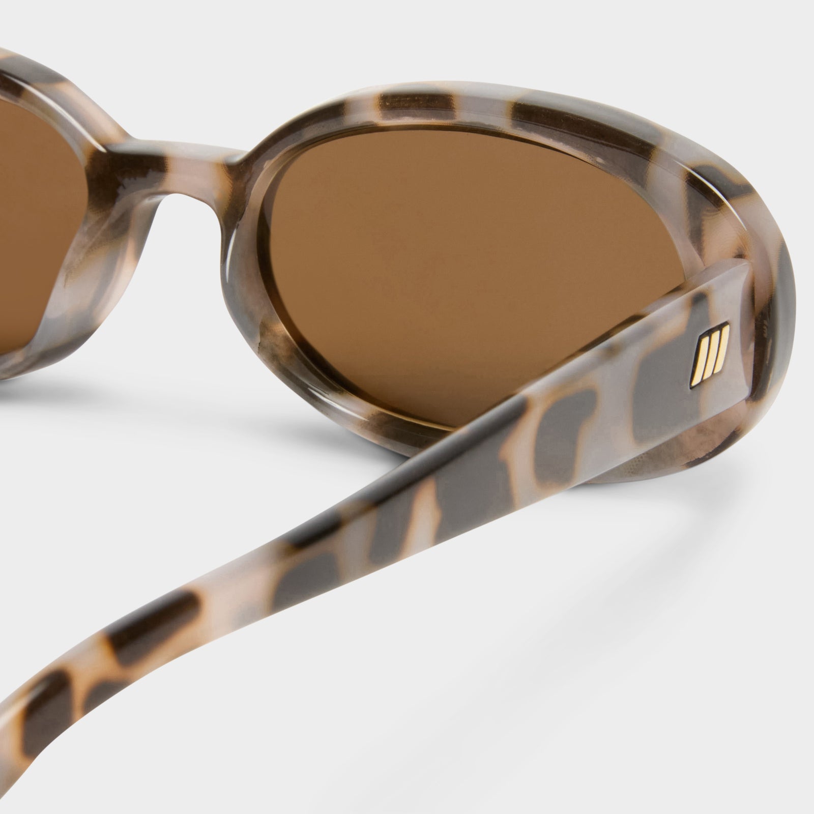 Outta Love Cookie Tort Female Oval Sunglasses | Le Specs