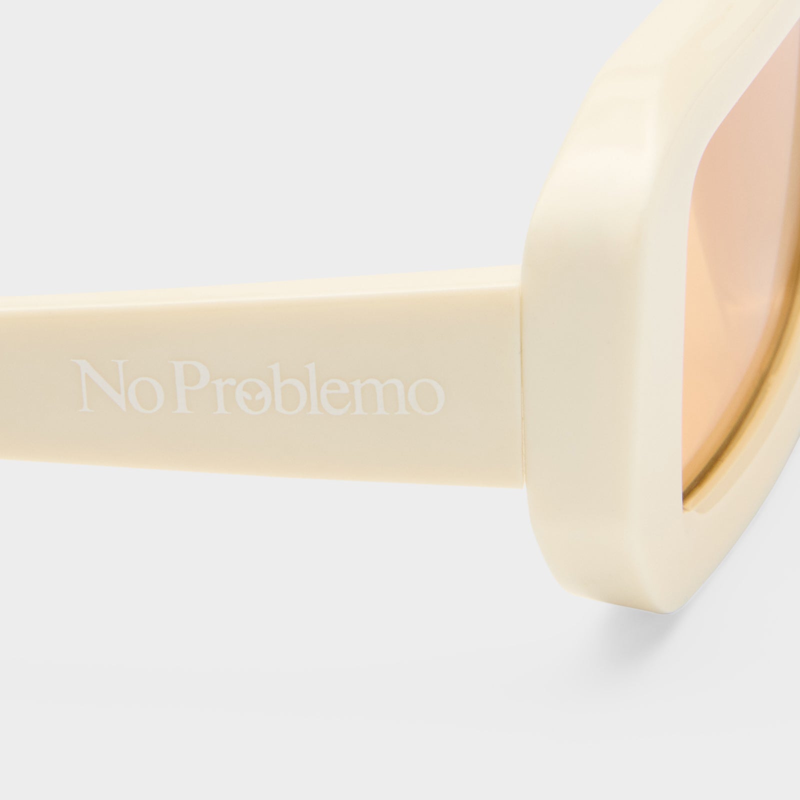 Blackpool Off White Uni-Sex Rectangle Sunglasses | Le Specs