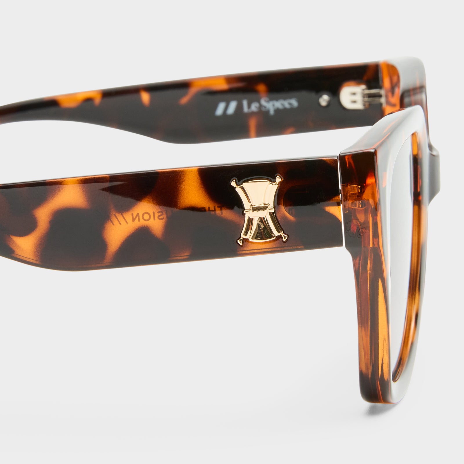 The Illusion Tort Female Square Sunglasses | Le Specs