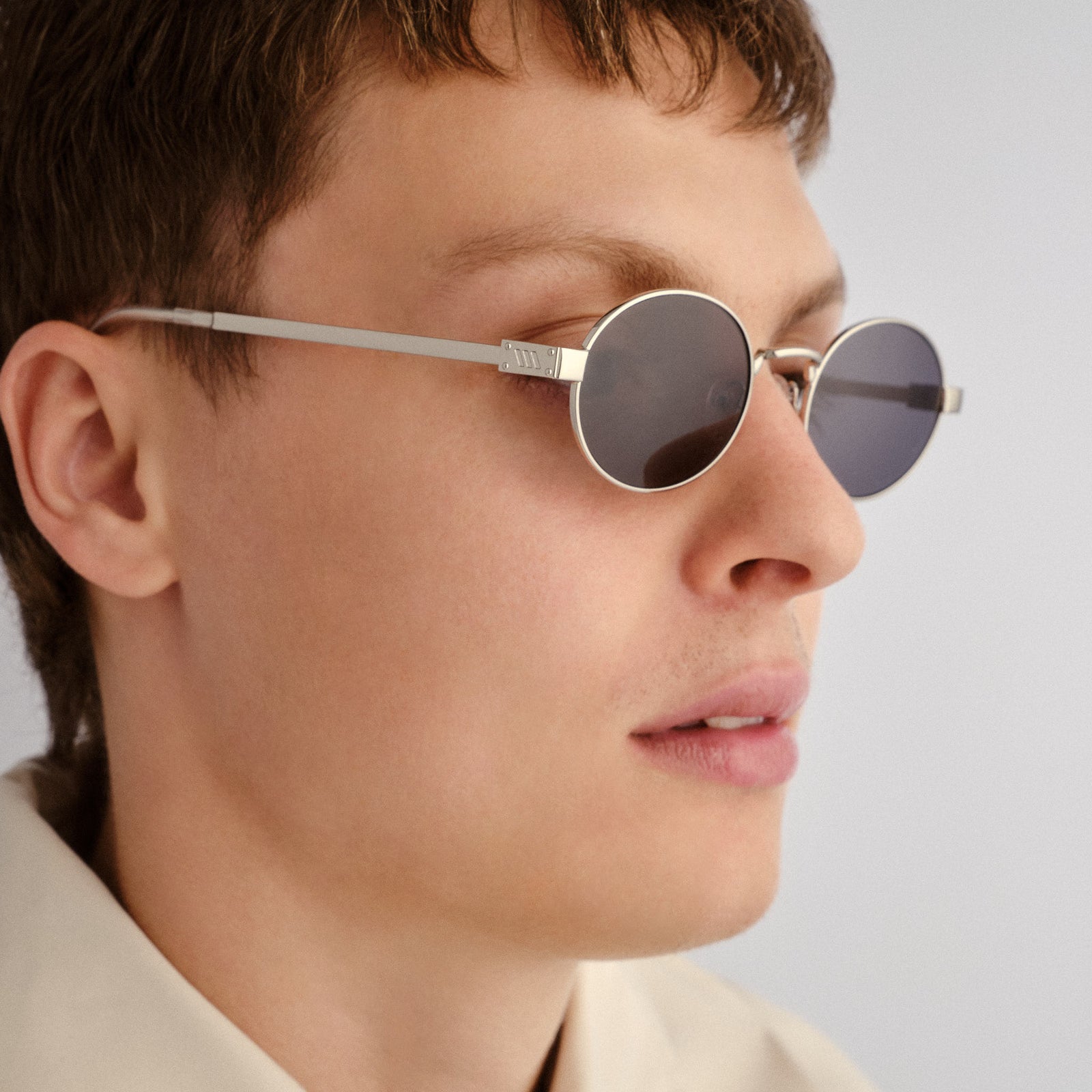 Poseidon Deux Silver Uni-Sex Oval Sunglasses | Le Specs