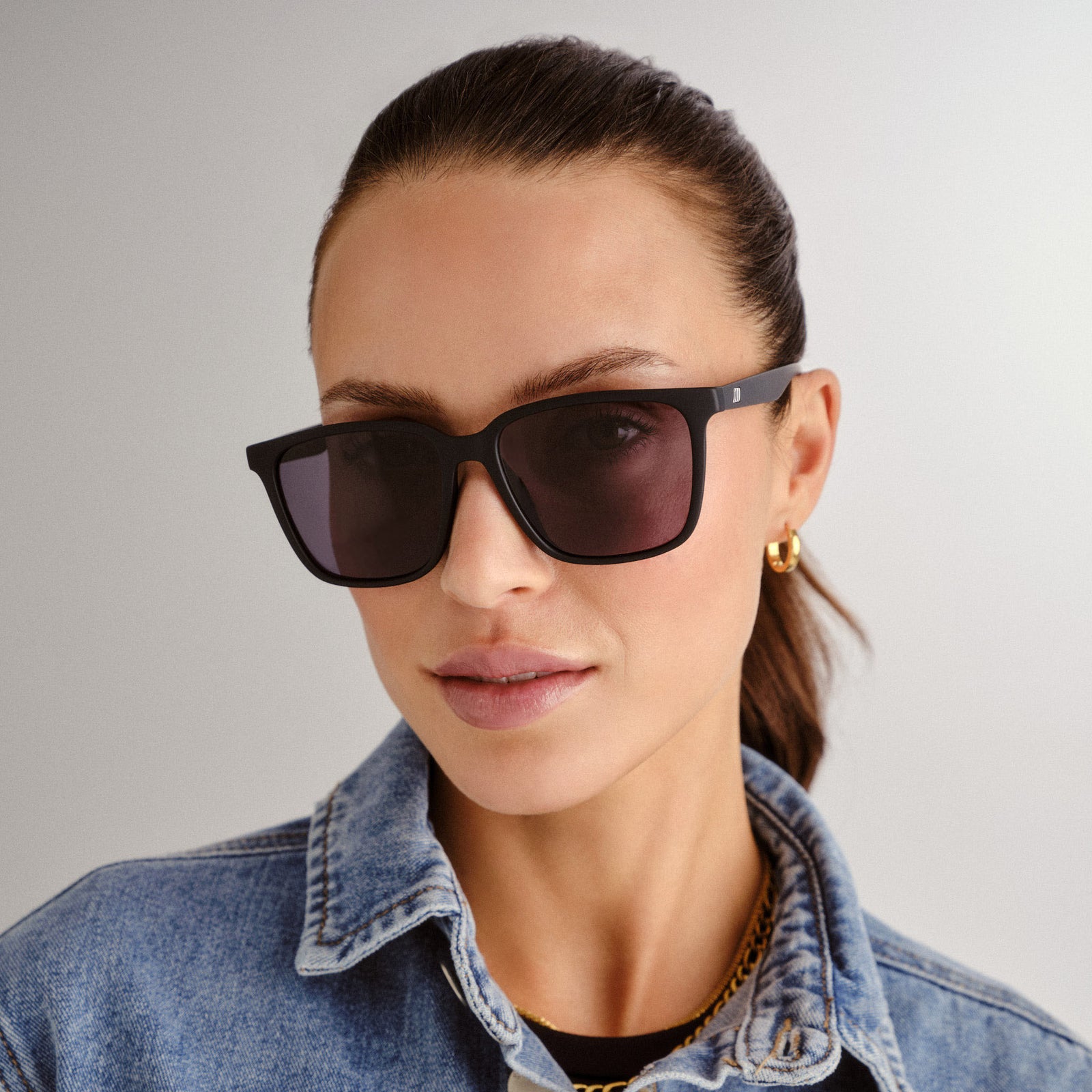 Fair Game Matte Black Uni-Sex D-Frame Sunglasses | Le Specs