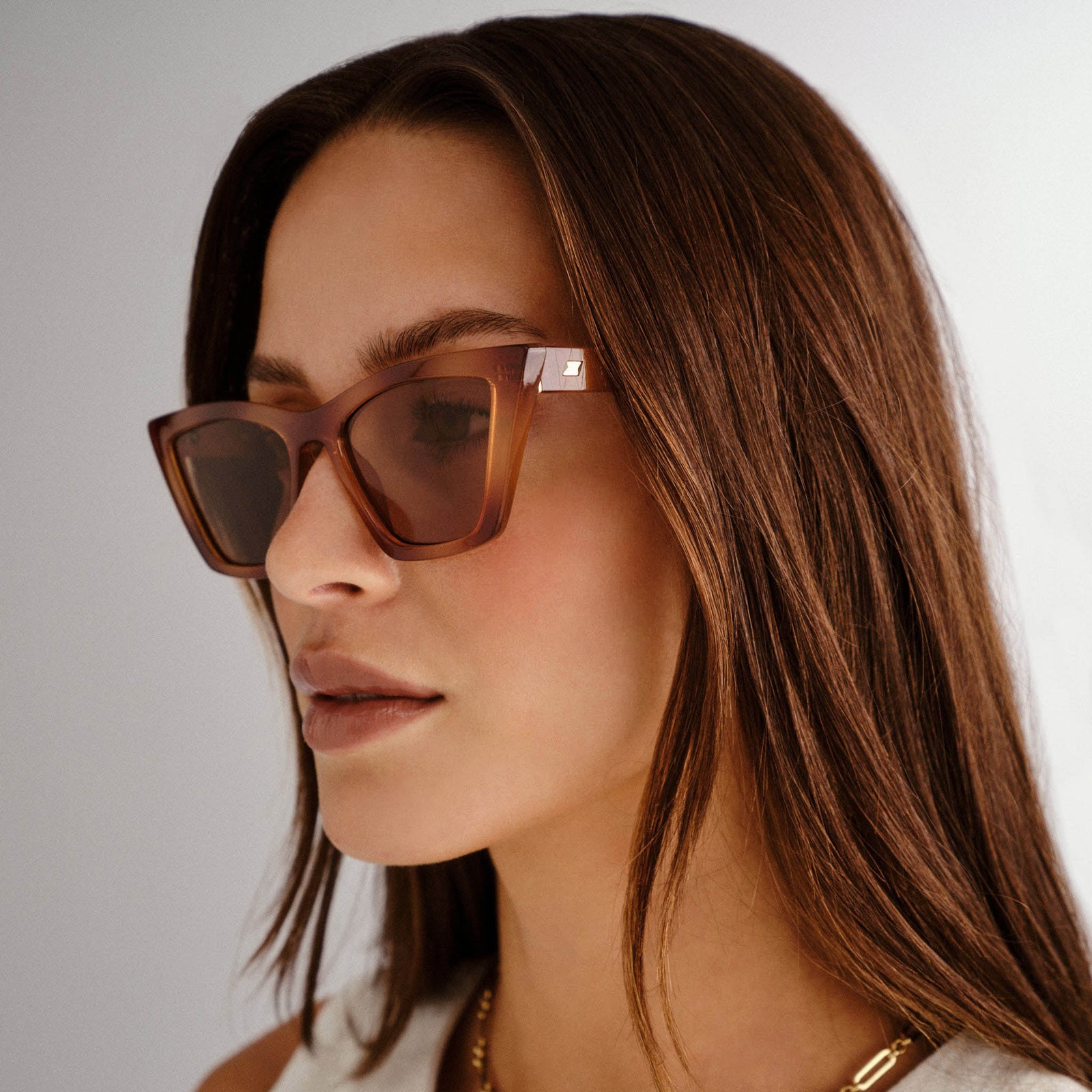 Velodrome Vintage Tort Female Cat-Eye Sunglasses | Le Specs