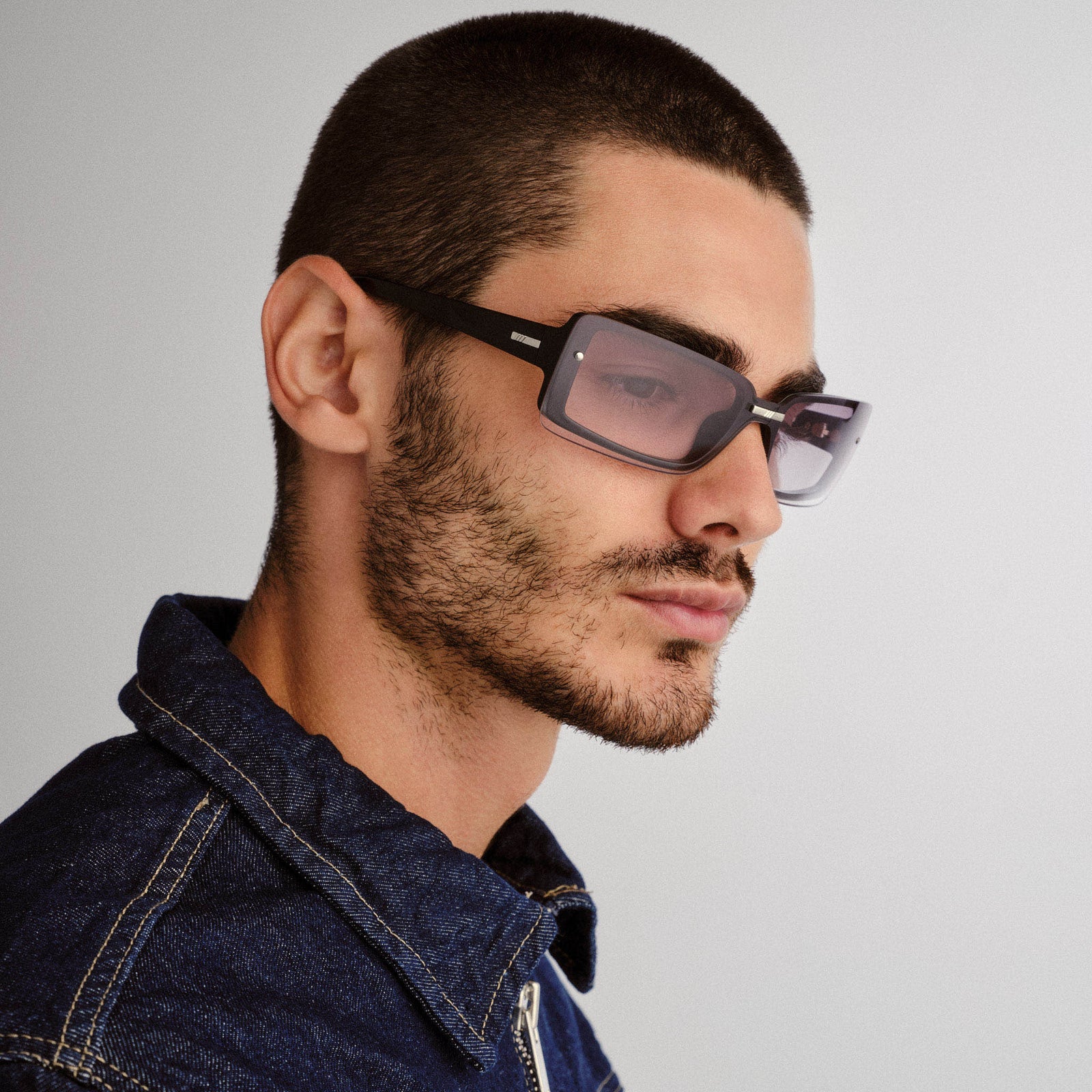 Evasion Black Female Rectangle Sunglasses | Le Specs