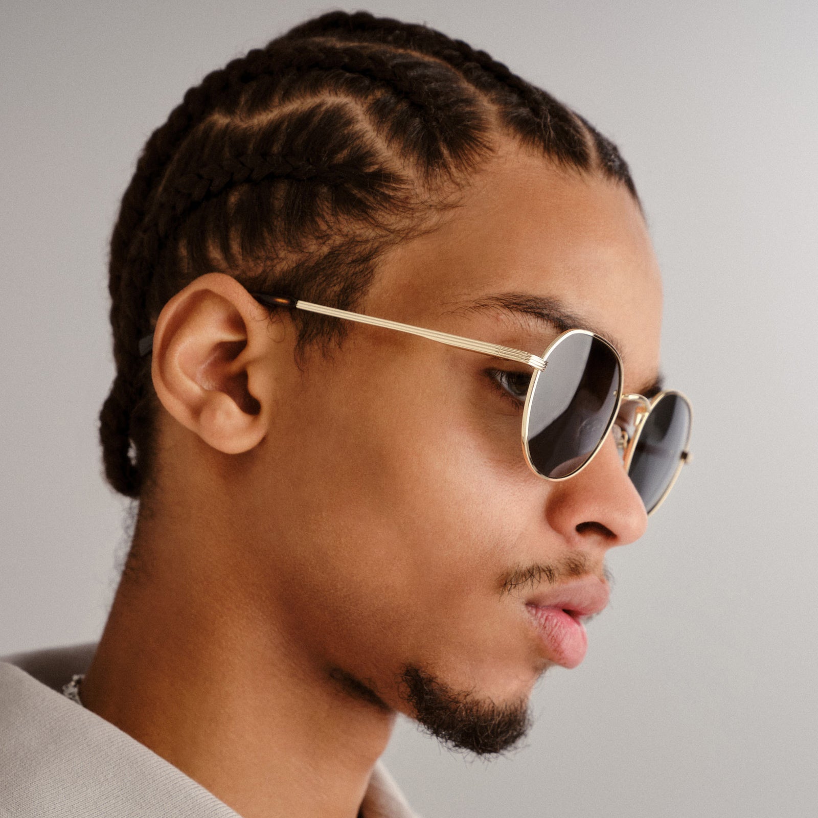 Odyssey Gold Uni-Sex Round Sunglasses | Le Specs