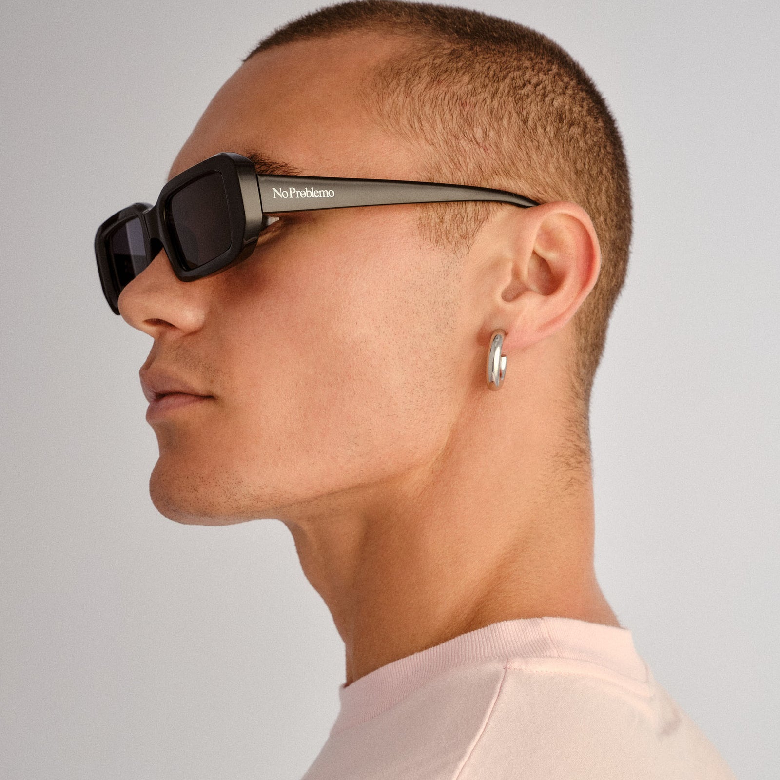 Blackpool Black Uni-Sex Rectangle Sunglasses | Le Specs