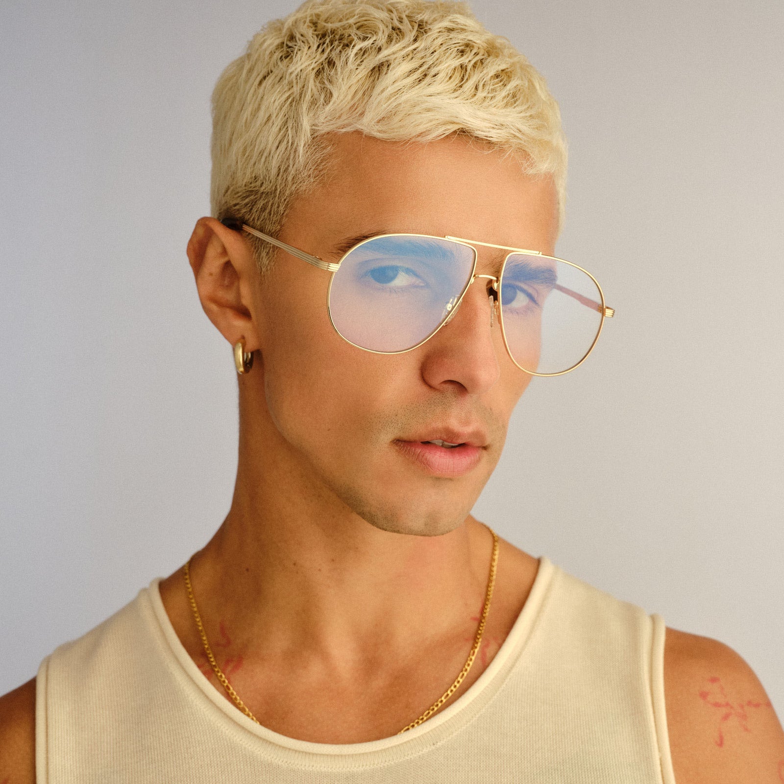 Schmaltzy Gold Uni-Sex Aviator Blue Light | Le Specs