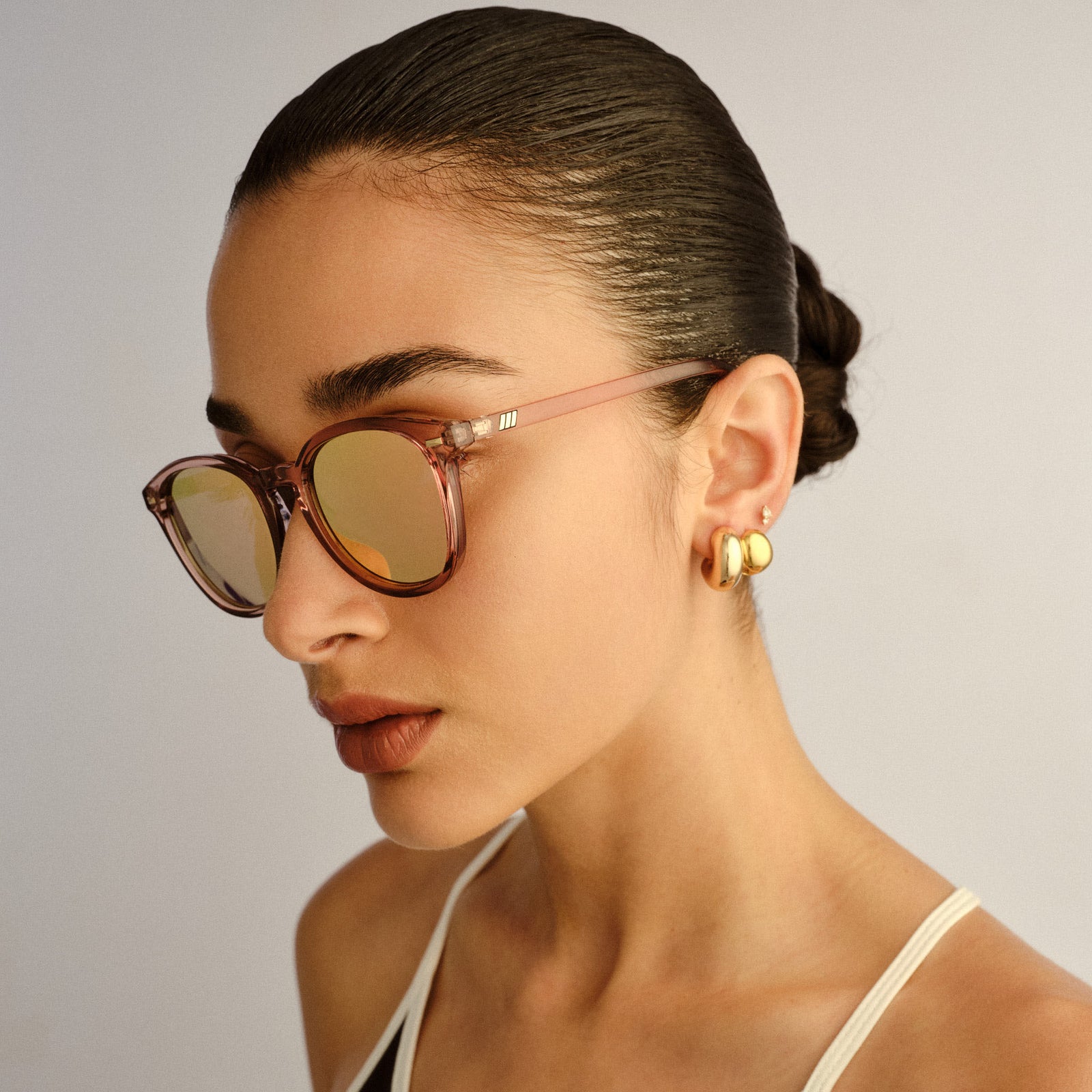 Bandwagon Mink Uni-Sex Round Sunglasses | Le Specs