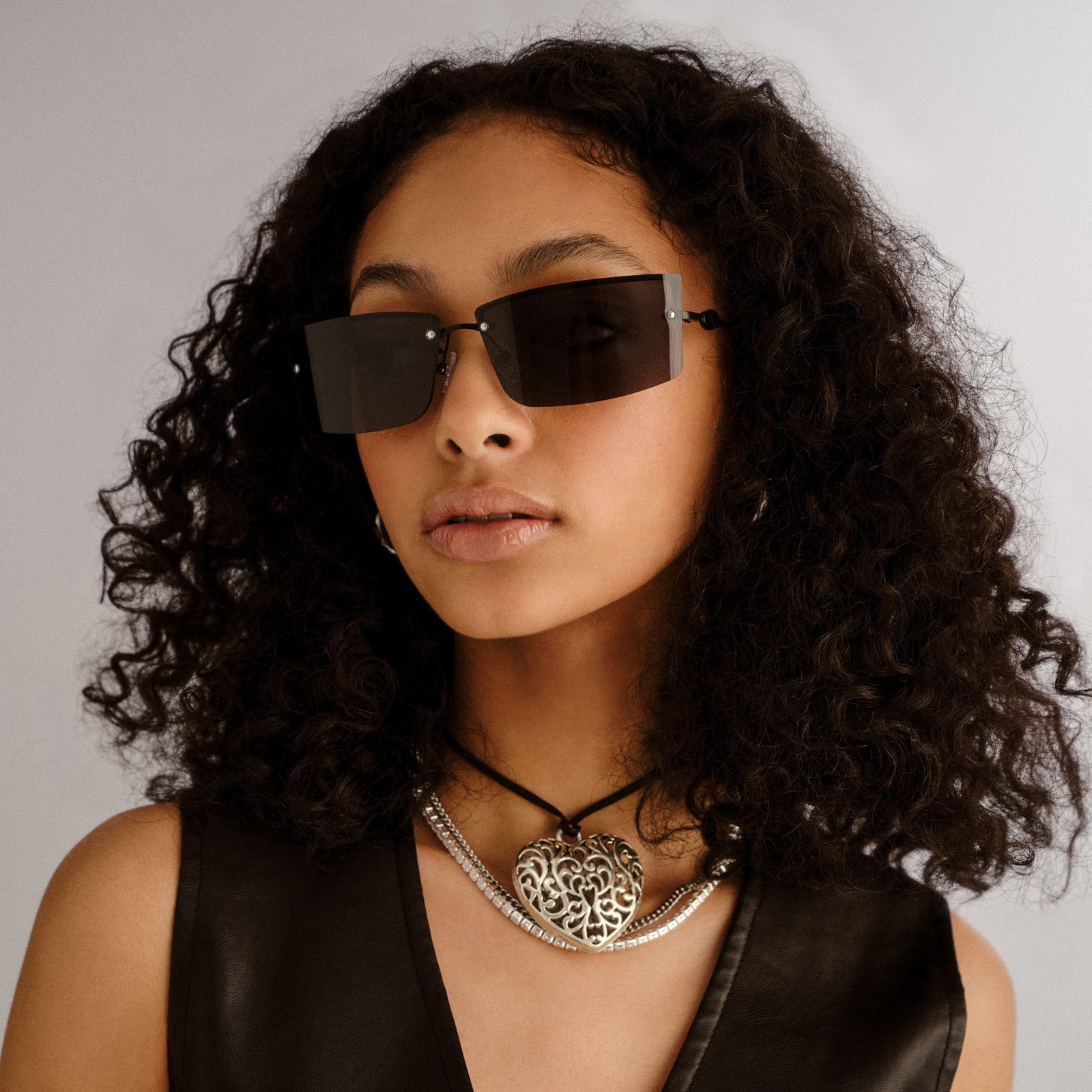 Alien Black Uni-Sex Rectangle Sunglasses | Le Specs