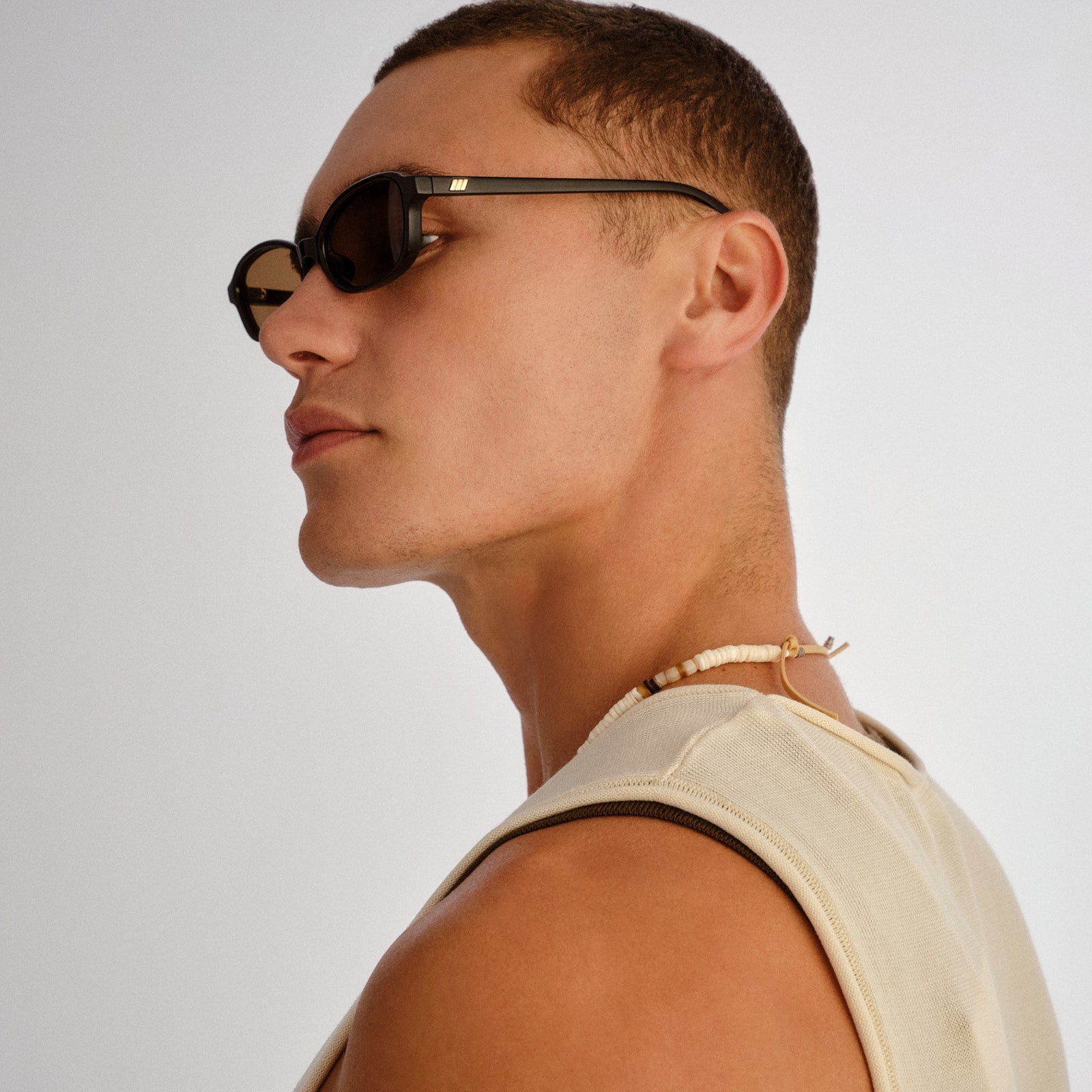 Honey Pot Black Female Rectangle Sunglasses | Le Specs
