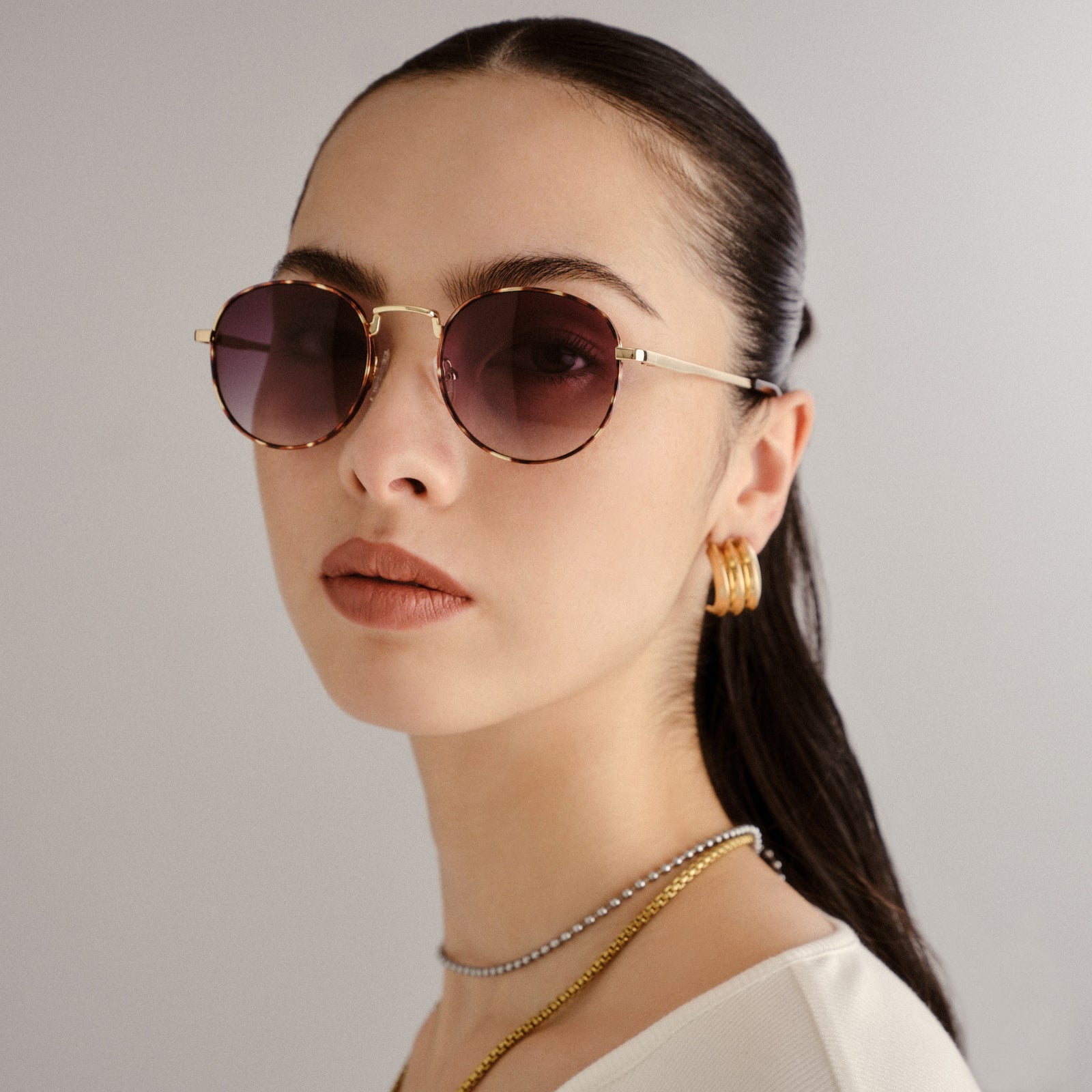 Lost Legacy Gold Tort Uni-Sex Round Sunglasses | Le Specs