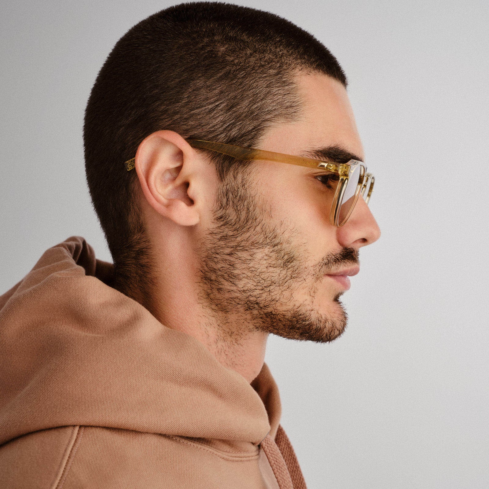 Galavant Whiskey Uni-Sex Round Sunglasses | Le Specs