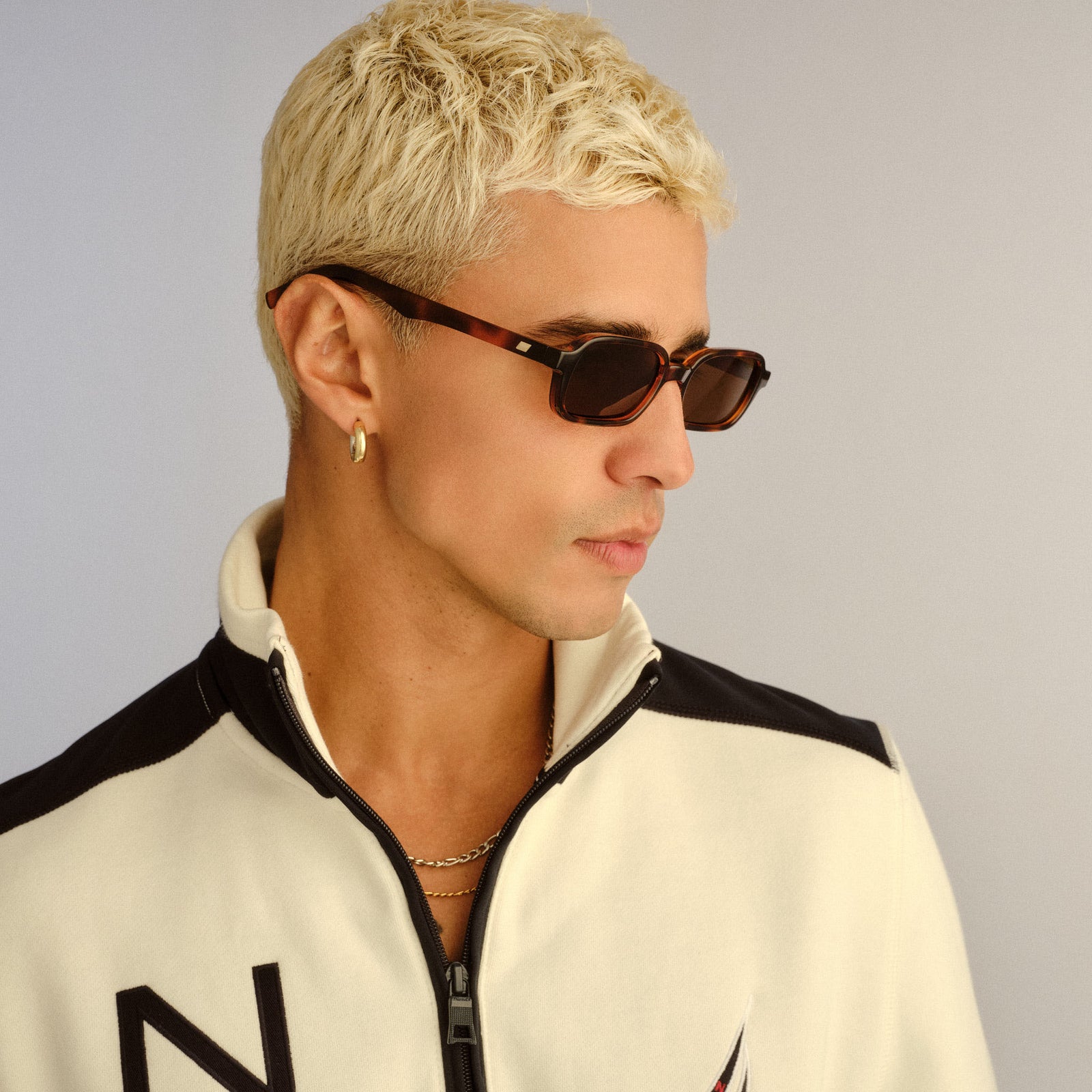Pilferer Toffee Tort Uni-Sex Rectangle Sunglasses | Le Specs