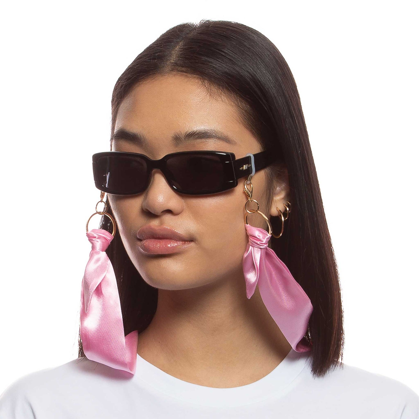 Y2k Scarf Chain Pastel Pink Female Accessories Accessories | Le Specs