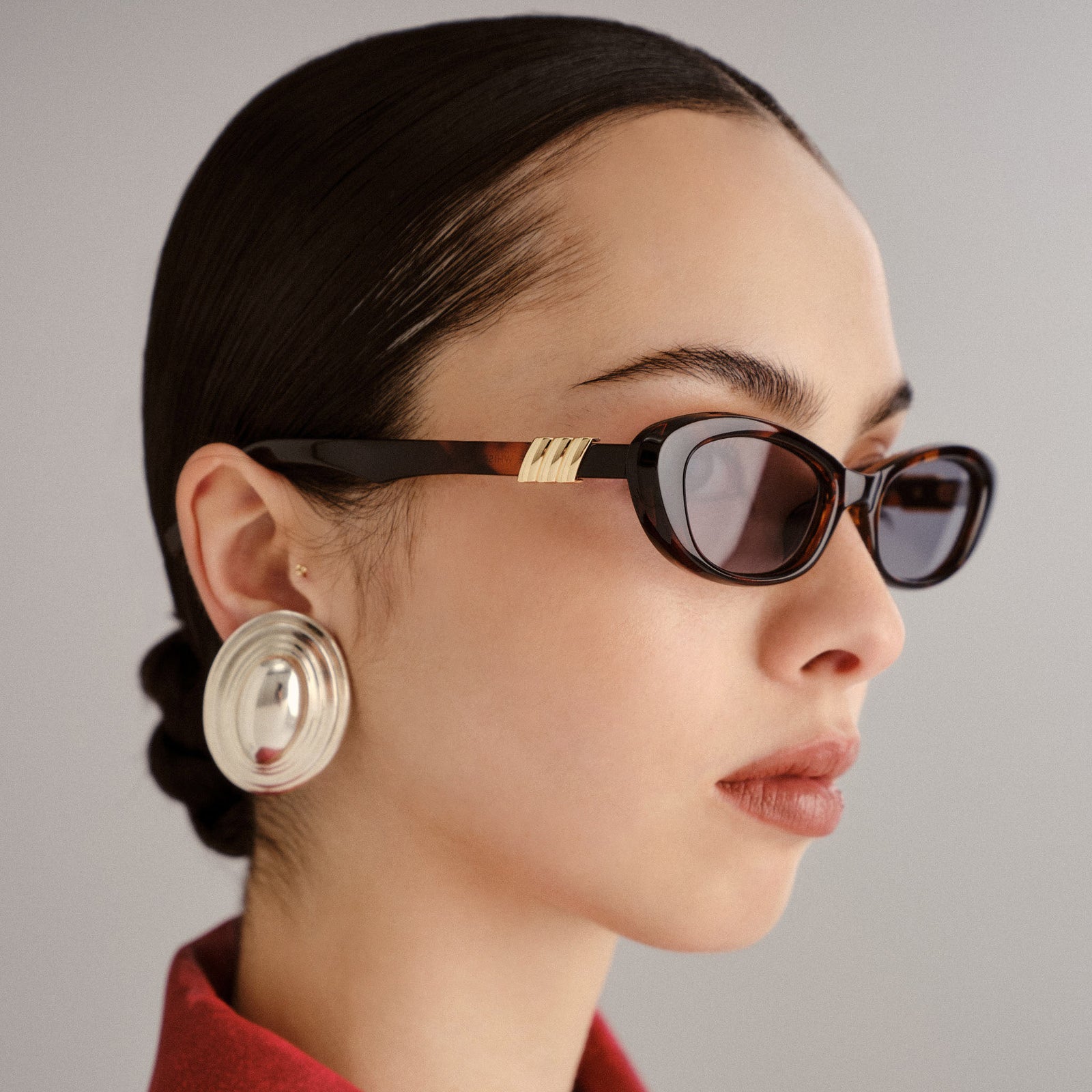 The Whisperer Dark Tort Female Cat-Eye Sunglasses | Le Specs