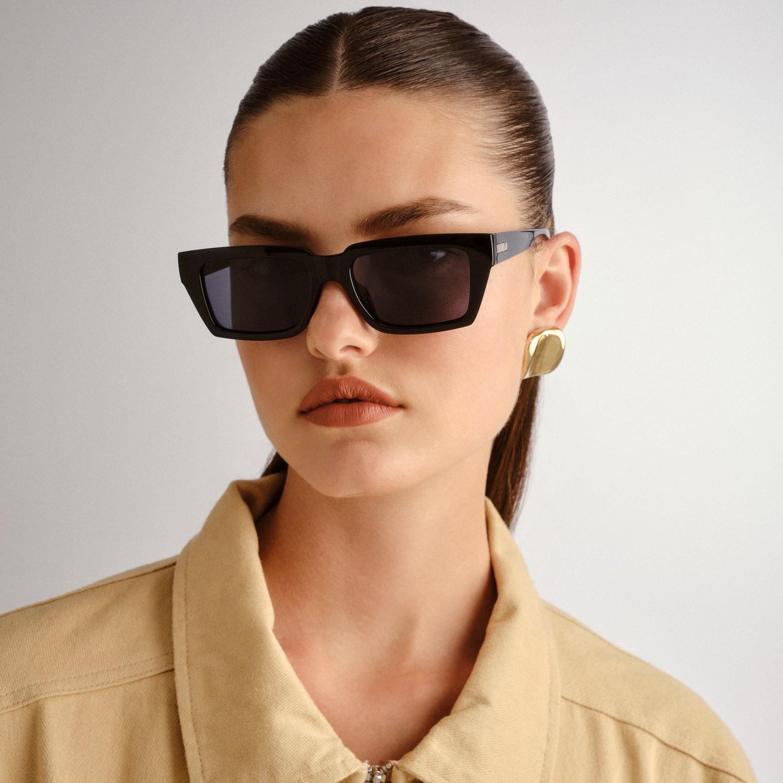 Nocturnal Habit Black Uni-Sex D-Frame Sunglasses | Le Specs