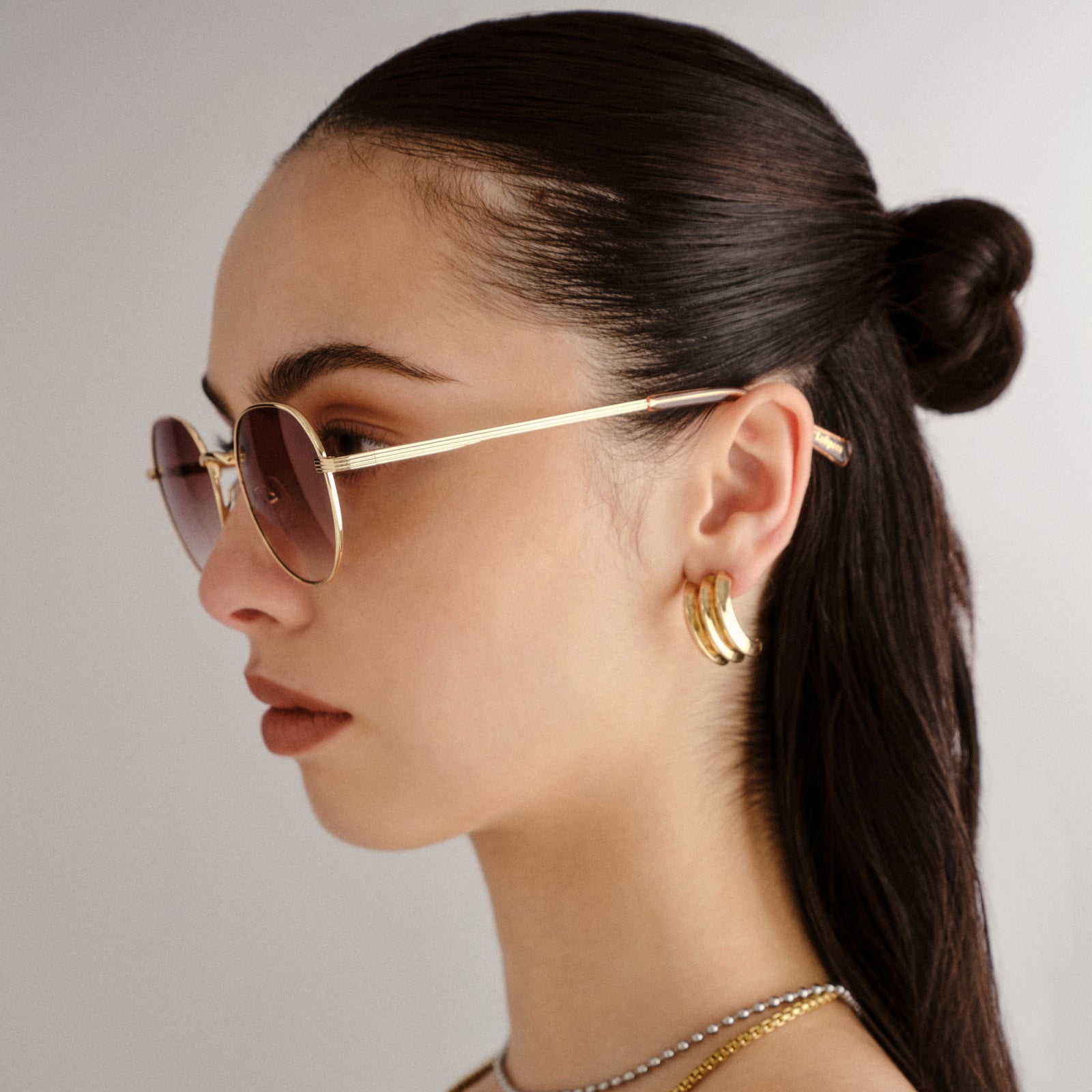 Odyssey Bright Gold Uni-Sex Round Sunglasses | Le Specs