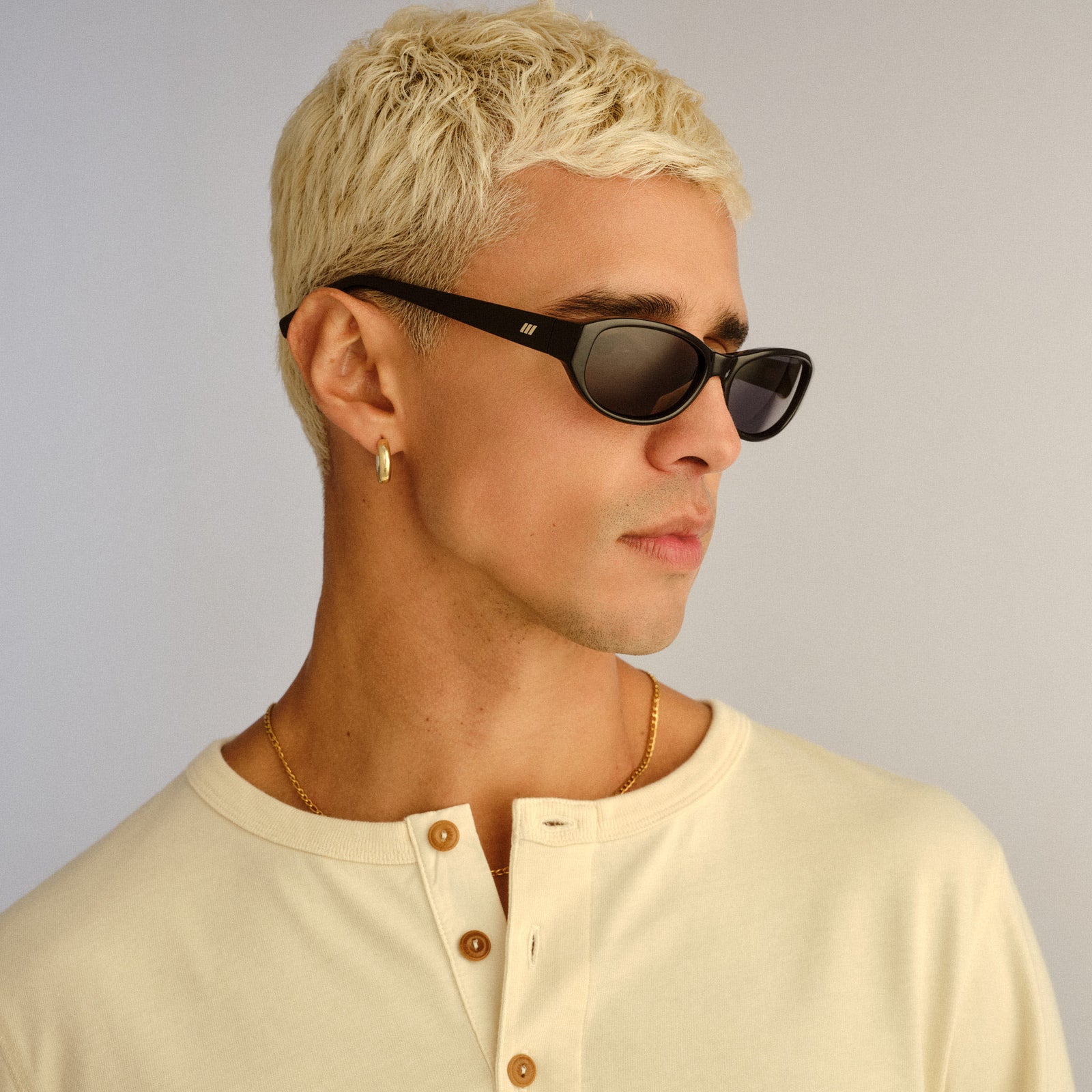 Dont Cha Black Uni-Sex Oval Sunglasses | Le Specs