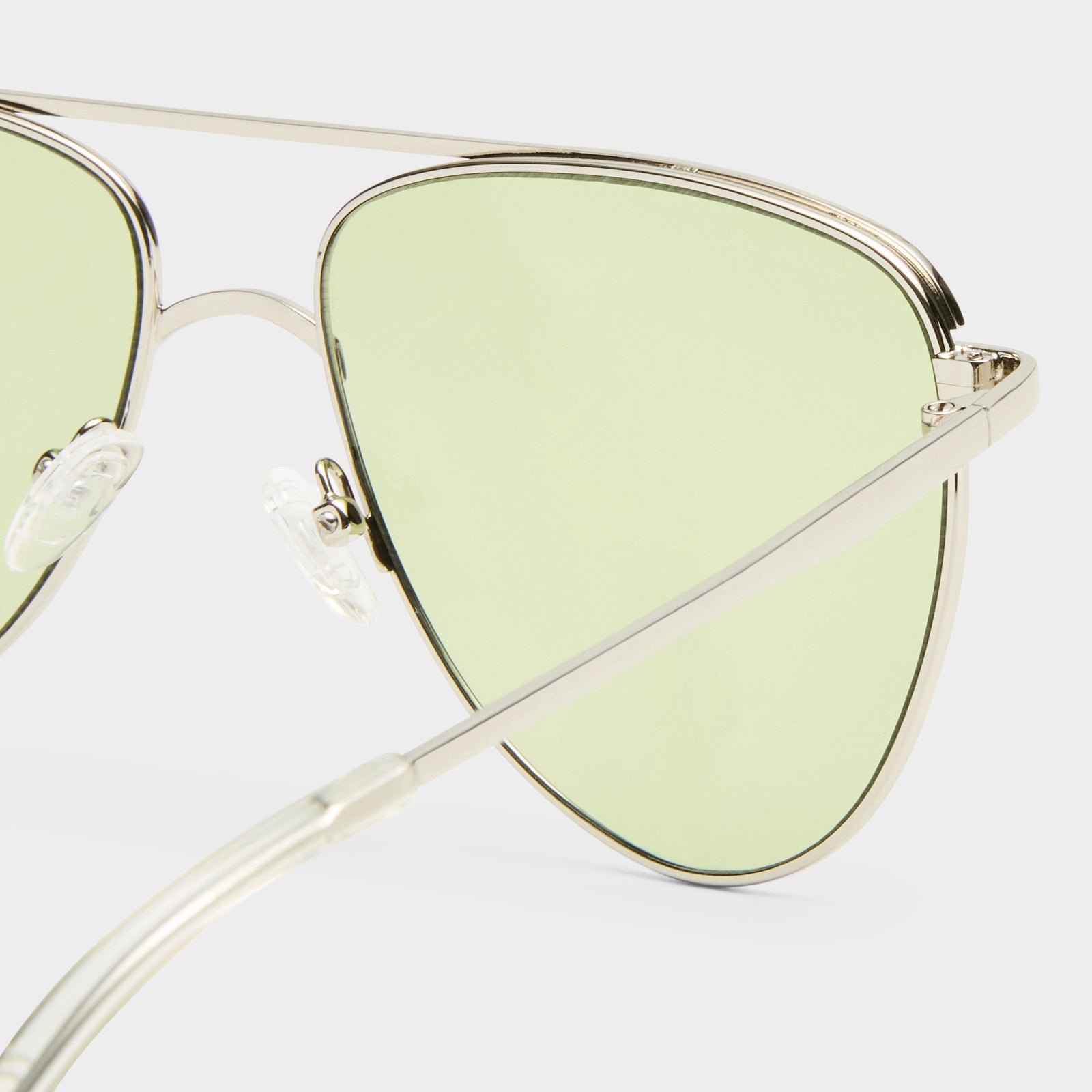 The Duke Silver Uni-Sex Aviator Sunglasses | Le Specs