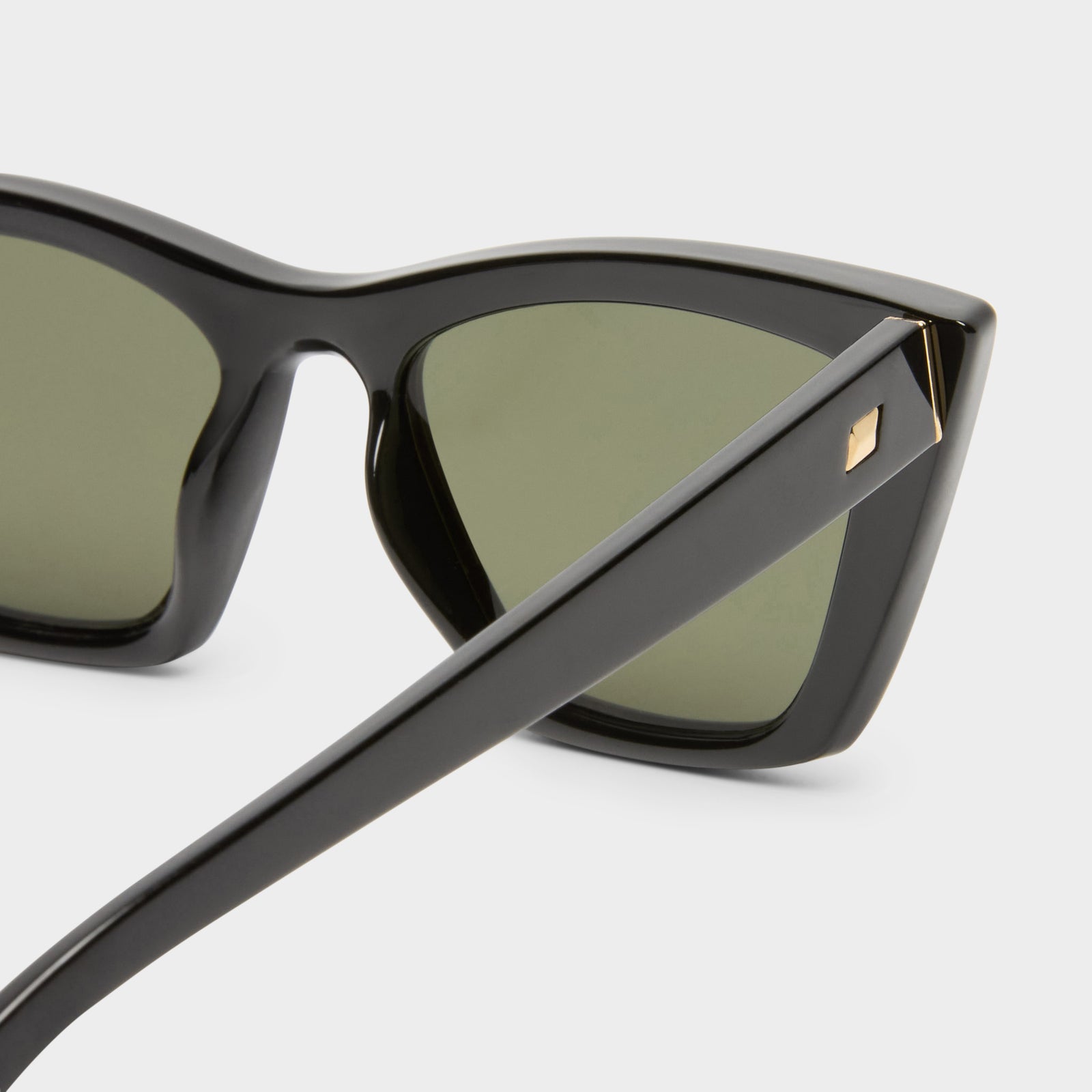 Velodrome Black Female Cat-Eye Sunglasses | Le Specs