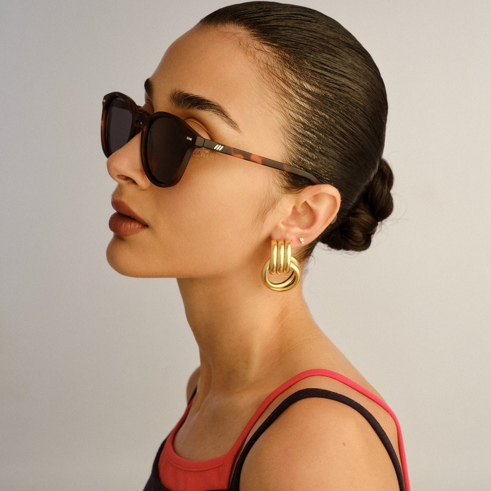 Bandwagon Matte Tort Uni-Sex Round Sunglasses | Le Specs