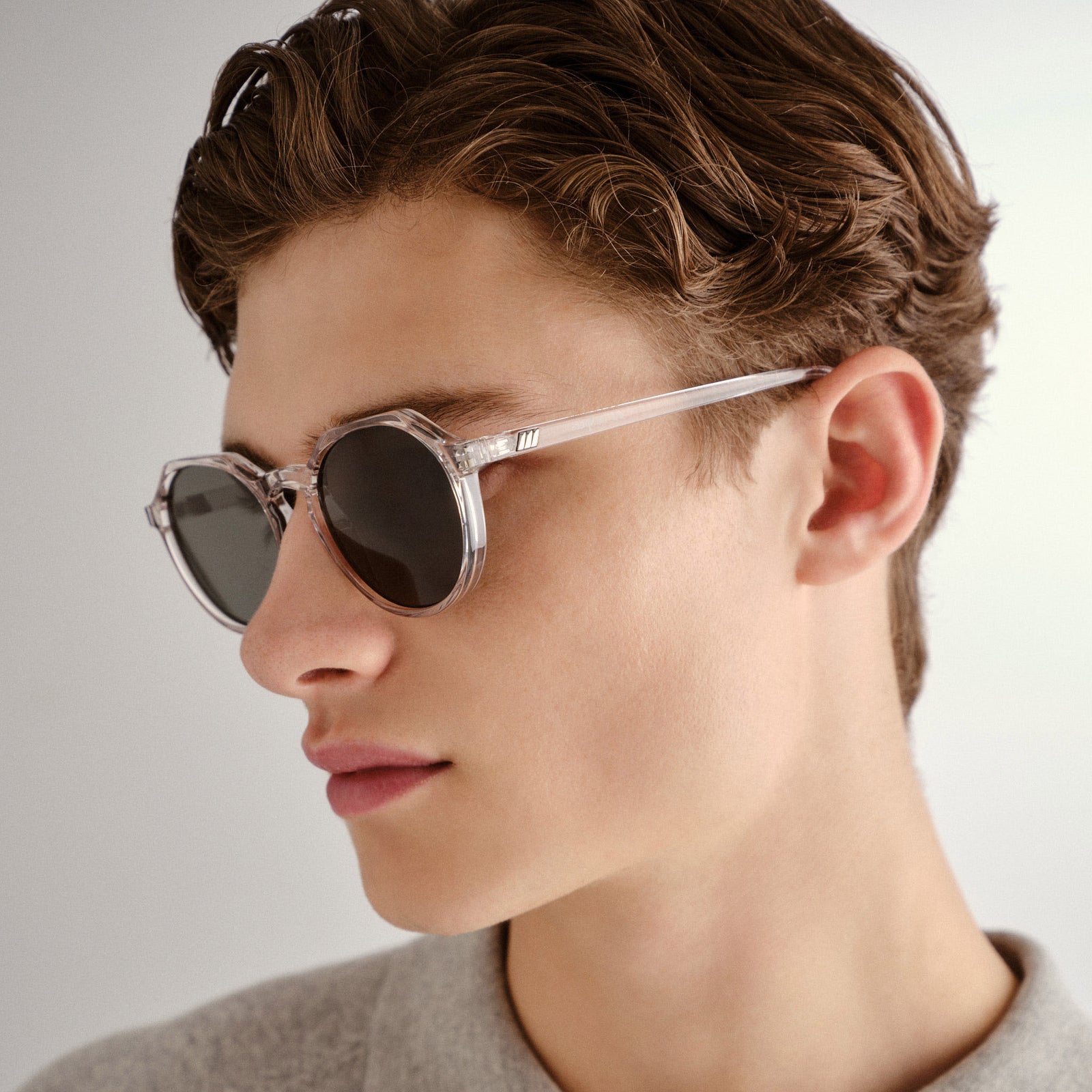 Speed Of Night Clear Shadow Uni-Sex Round Sunglasses | Le Specs