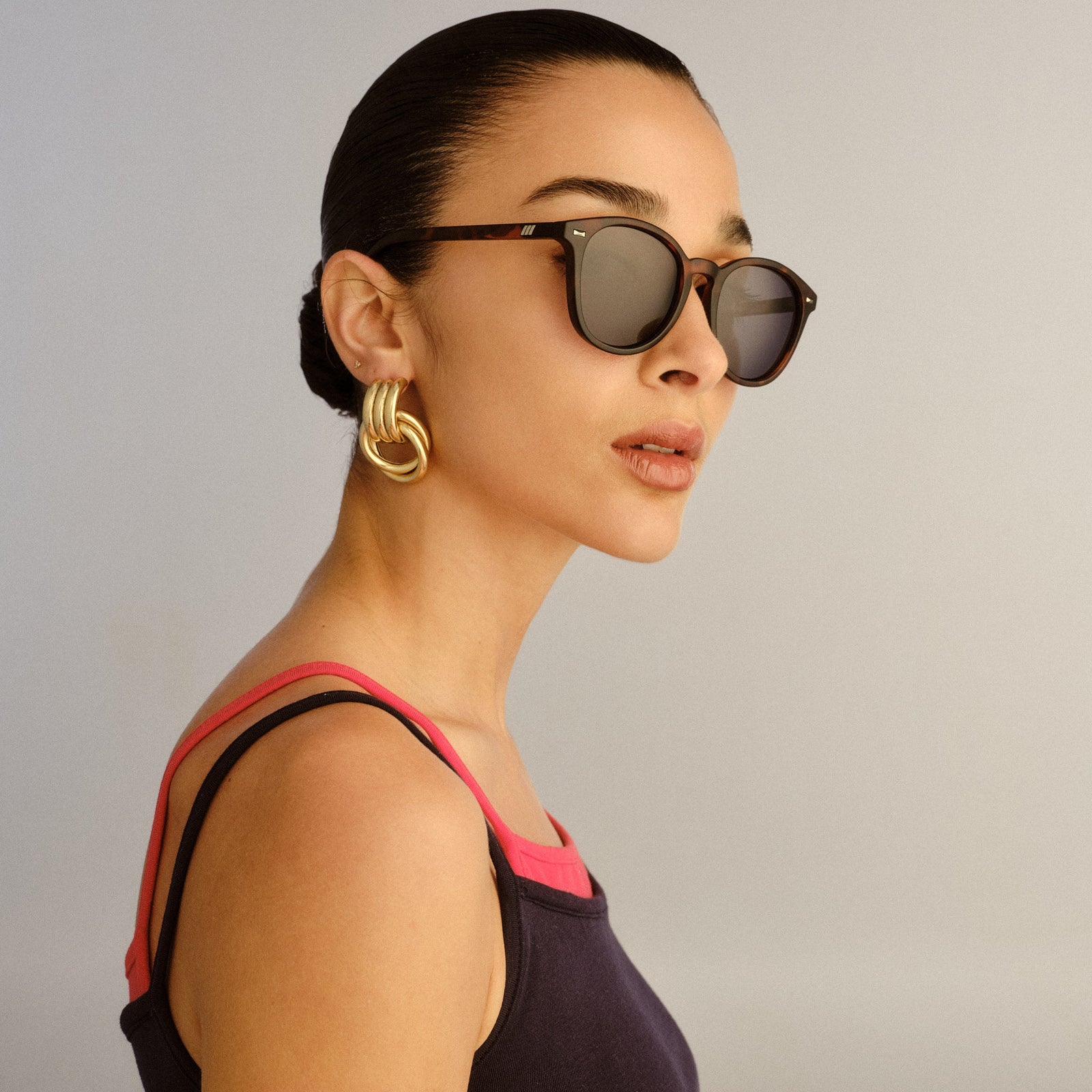 Bandwagon Matte Tort Uni-Sex Round Sunglasses | Le Specs