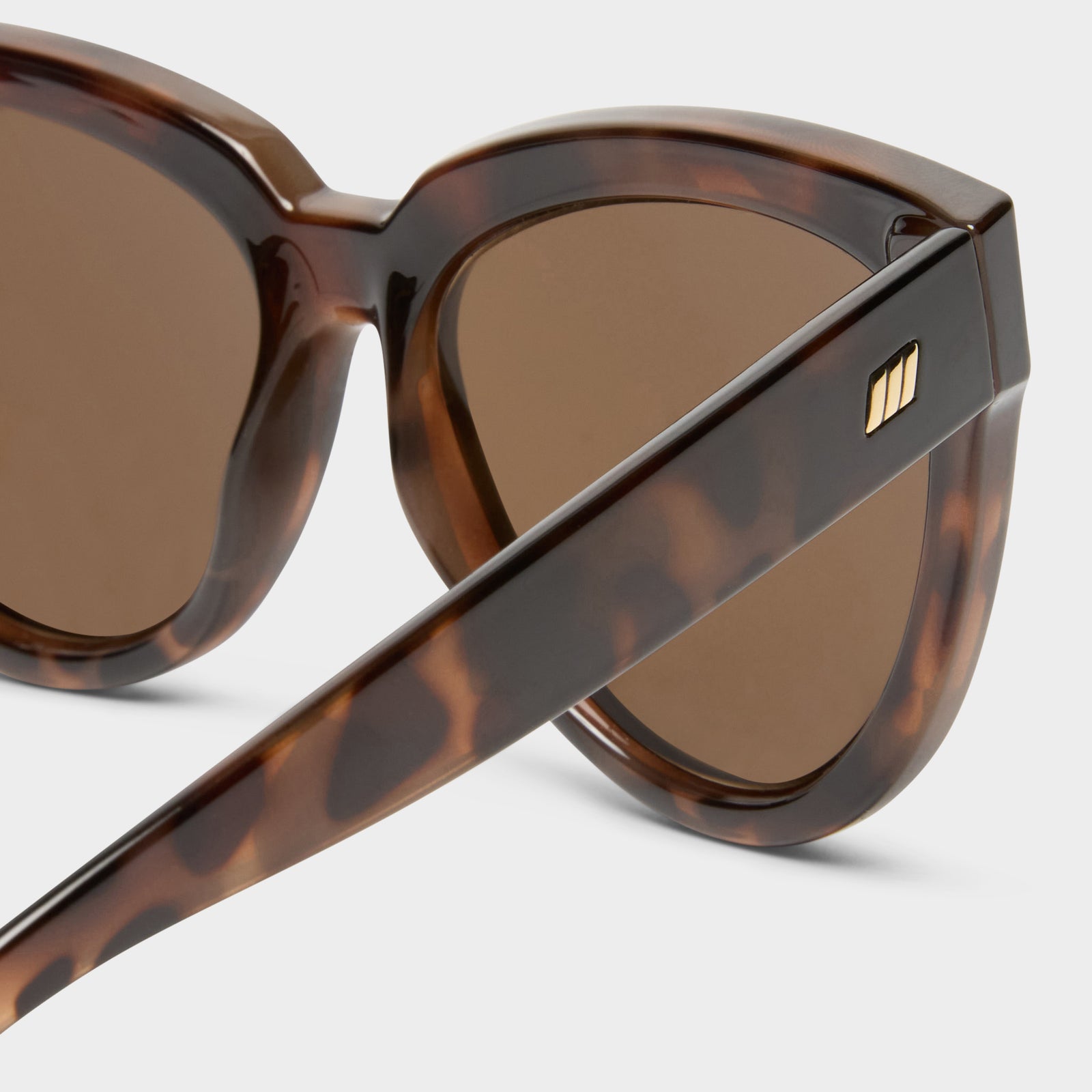 Liar Lair Volcanic Tort Female Cat-Eye Sunglasses | Le Specs