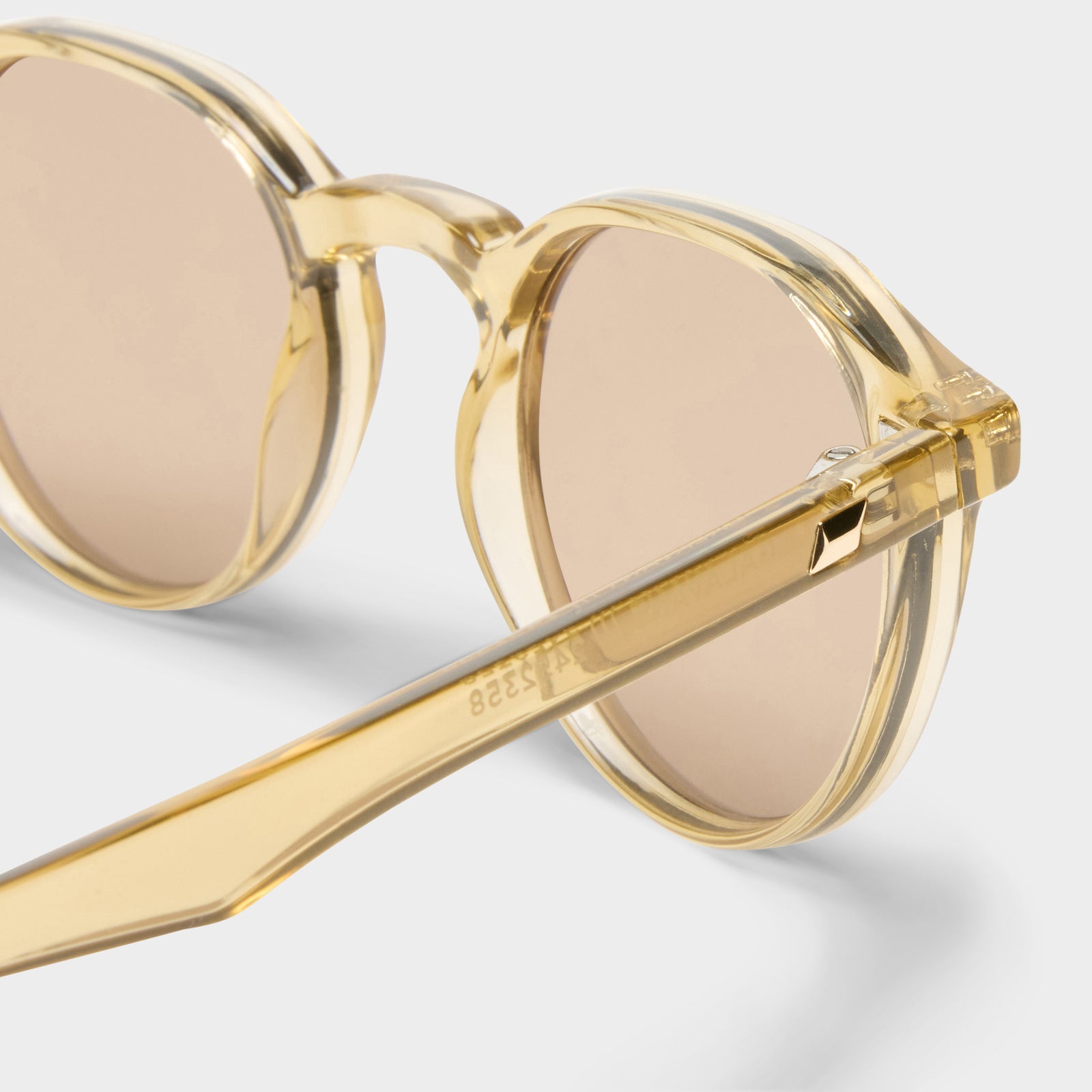 Galavant Whiskey Uni-Sex Round Sunglasses | Le Specs