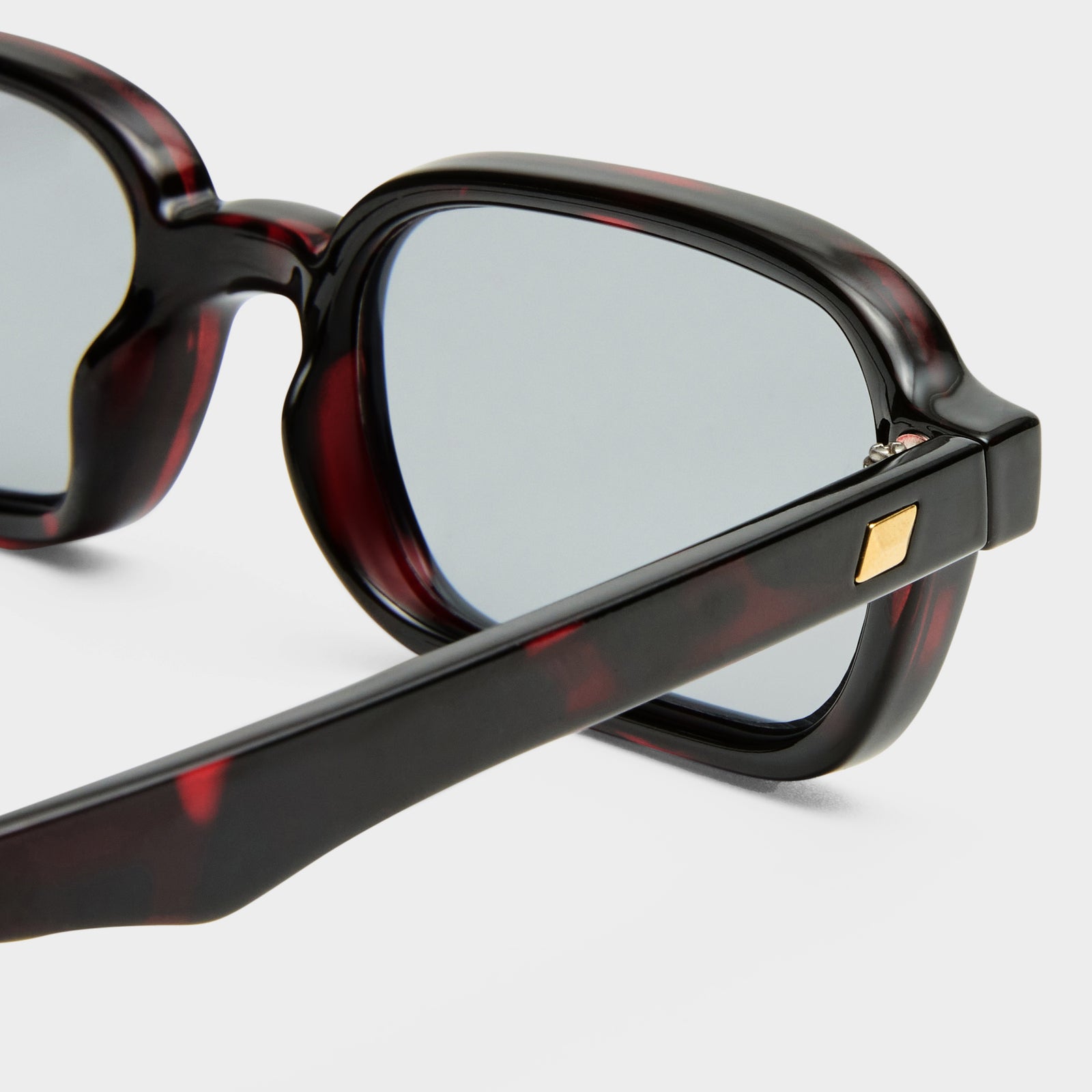 Pilferer Cherry Tort Uni-Sex Rectangle Sunglasses | Le Specs
