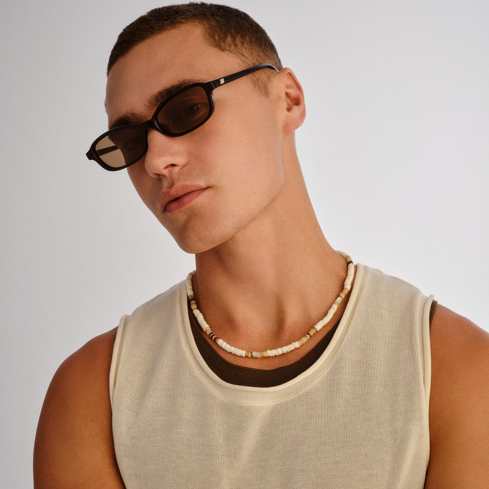 Honey Pot Black Female Rectangle Sunglasses | Le Specs