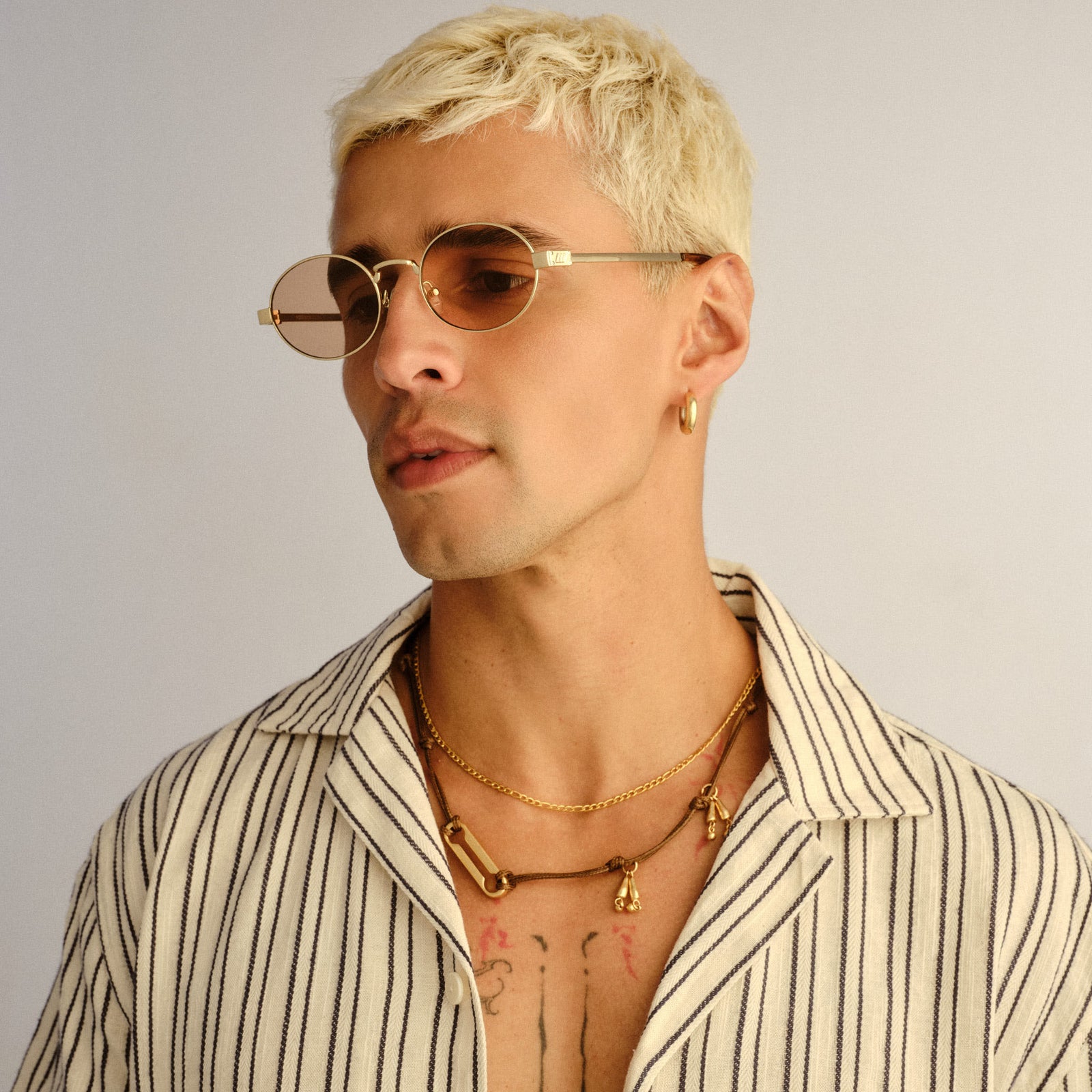 Poseidon Deux Gold Uni-Sex Oval Sunglasses | Le Specs