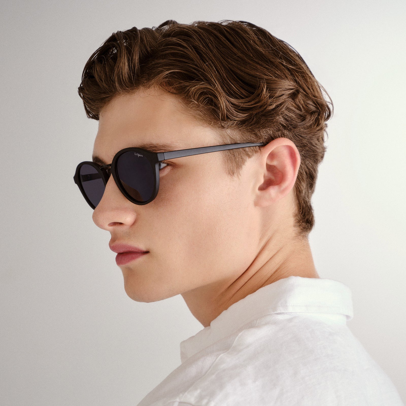 Paradox Matte Black Uni-Sex Round Sunglasses | Le Specs