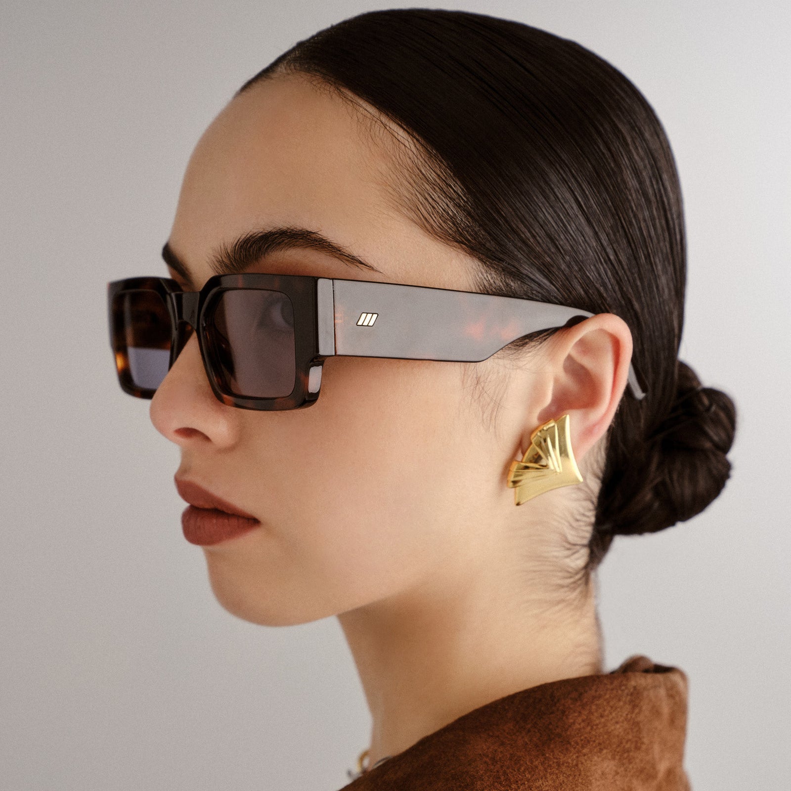 Contemplation Super Dark Tort Uni-Sex Rectangle Sunglasses | Le Specs