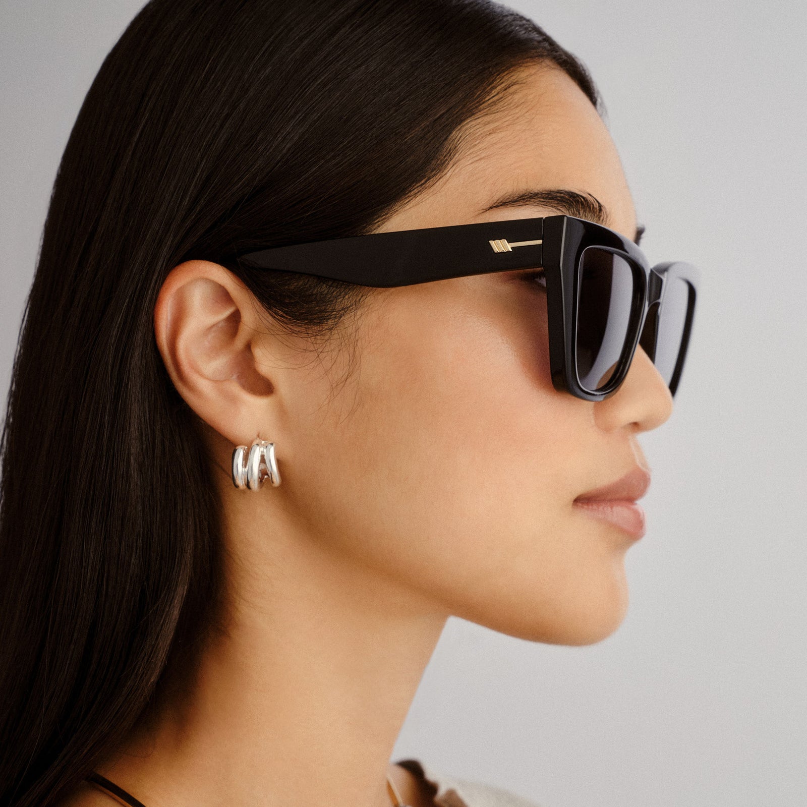 Le Coeur Black Female Cat-Eye Sunglasses | Le Specs
