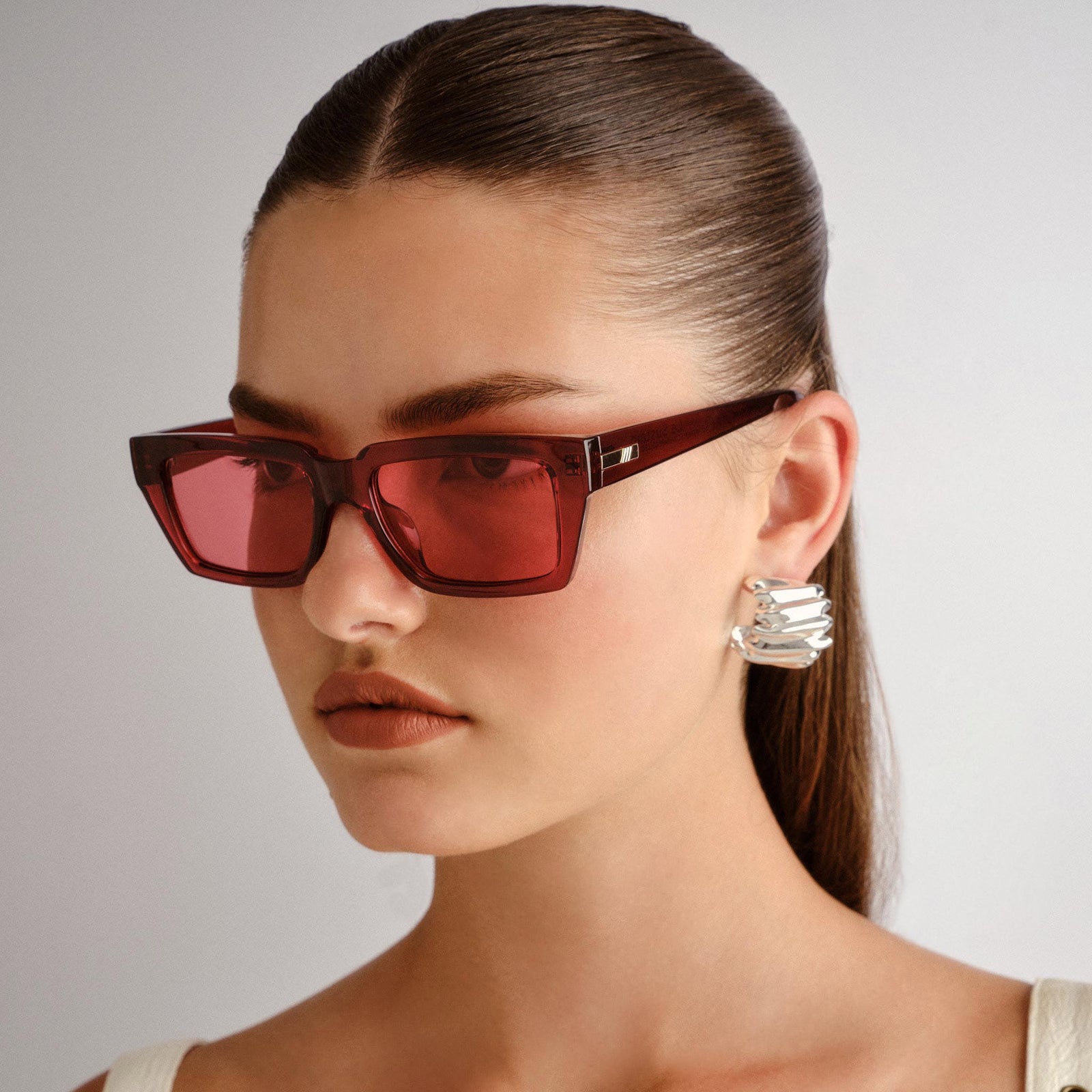 Nocturnal Habit Vermilion 2552194 Uni-Sex D-Frame Sunglasses | Le Specs