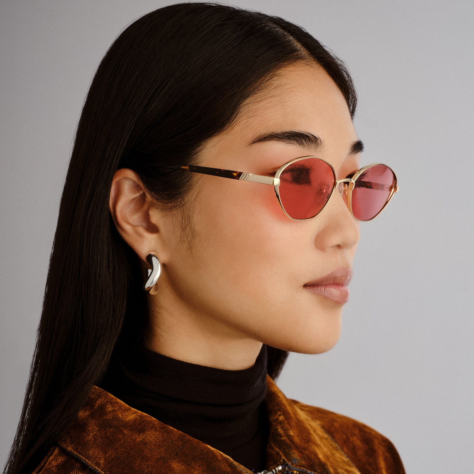 Le Bebe Gold Uni-Sex Oval Sunglasses | Le Specs
