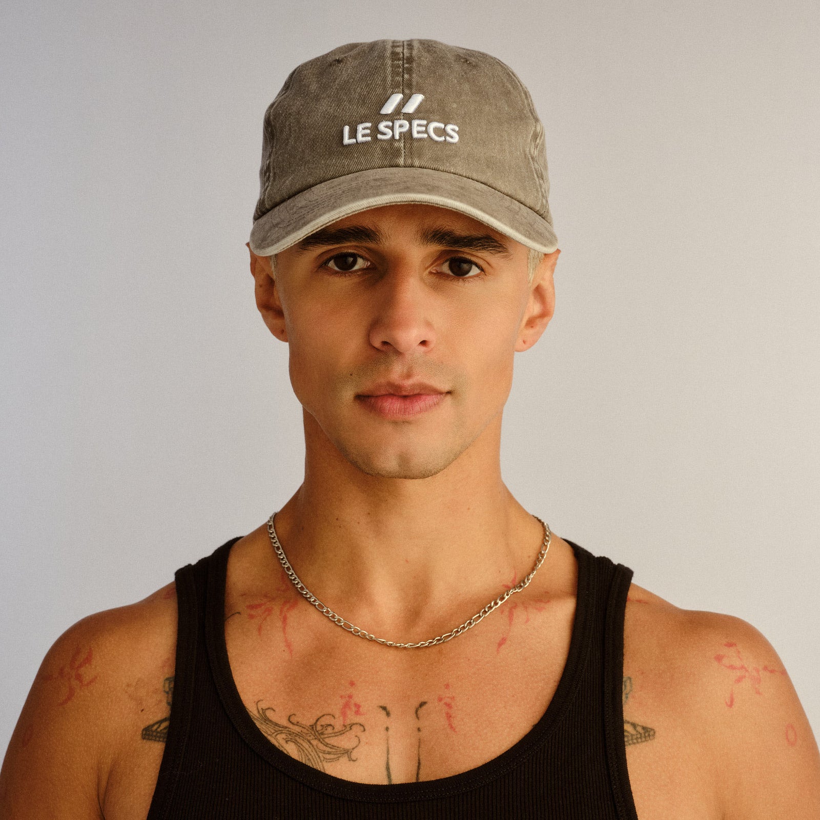 Less25mar3 Washed Grey Uni-Sex Accessories Marketing | Le Specs
