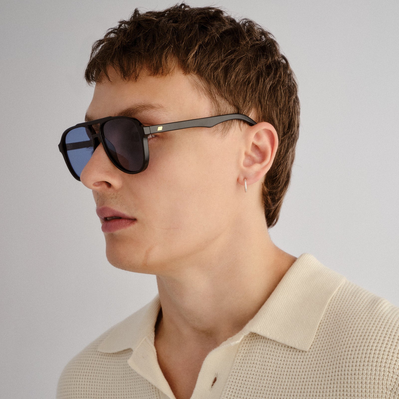 Tragic Magic Black Uni-Sex Aviator Sunglasses | Le Specs
