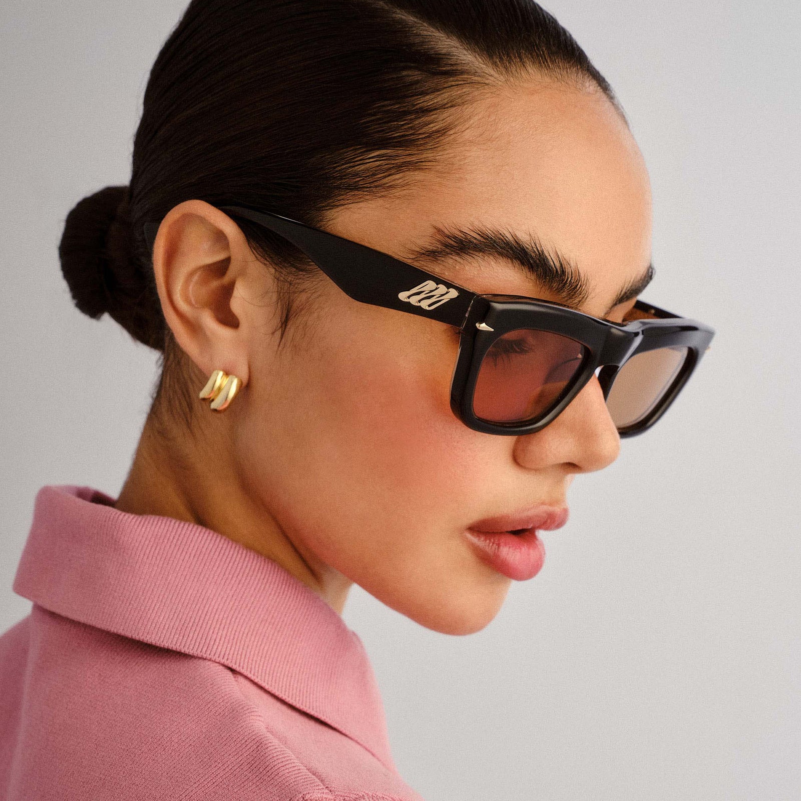 Numero Nueve Obsidian Black Female D-Frame Sunglasses | Le Specs