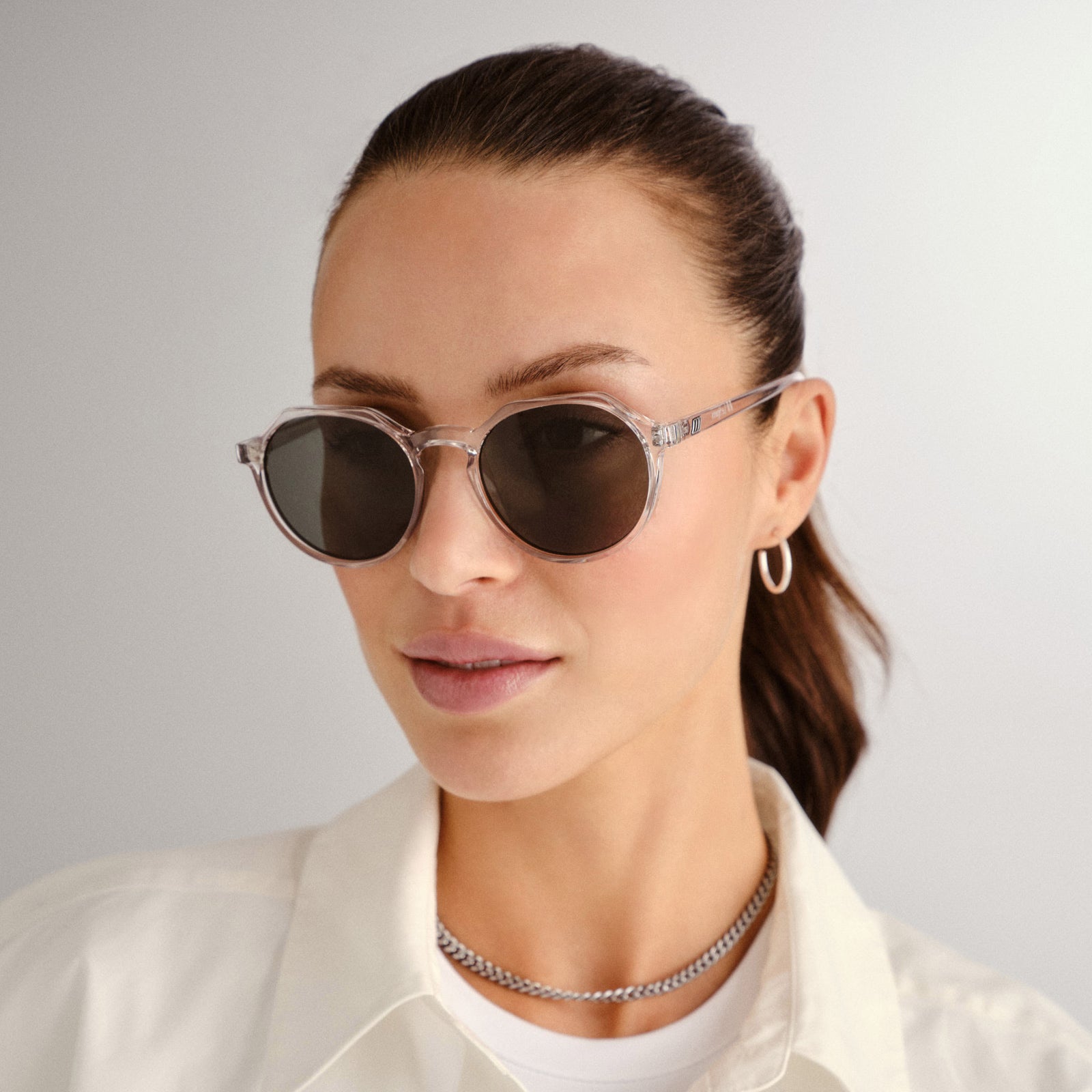 Speed Of Night Clear Shadow Uni-Sex Round Sunglasses | Le Specs