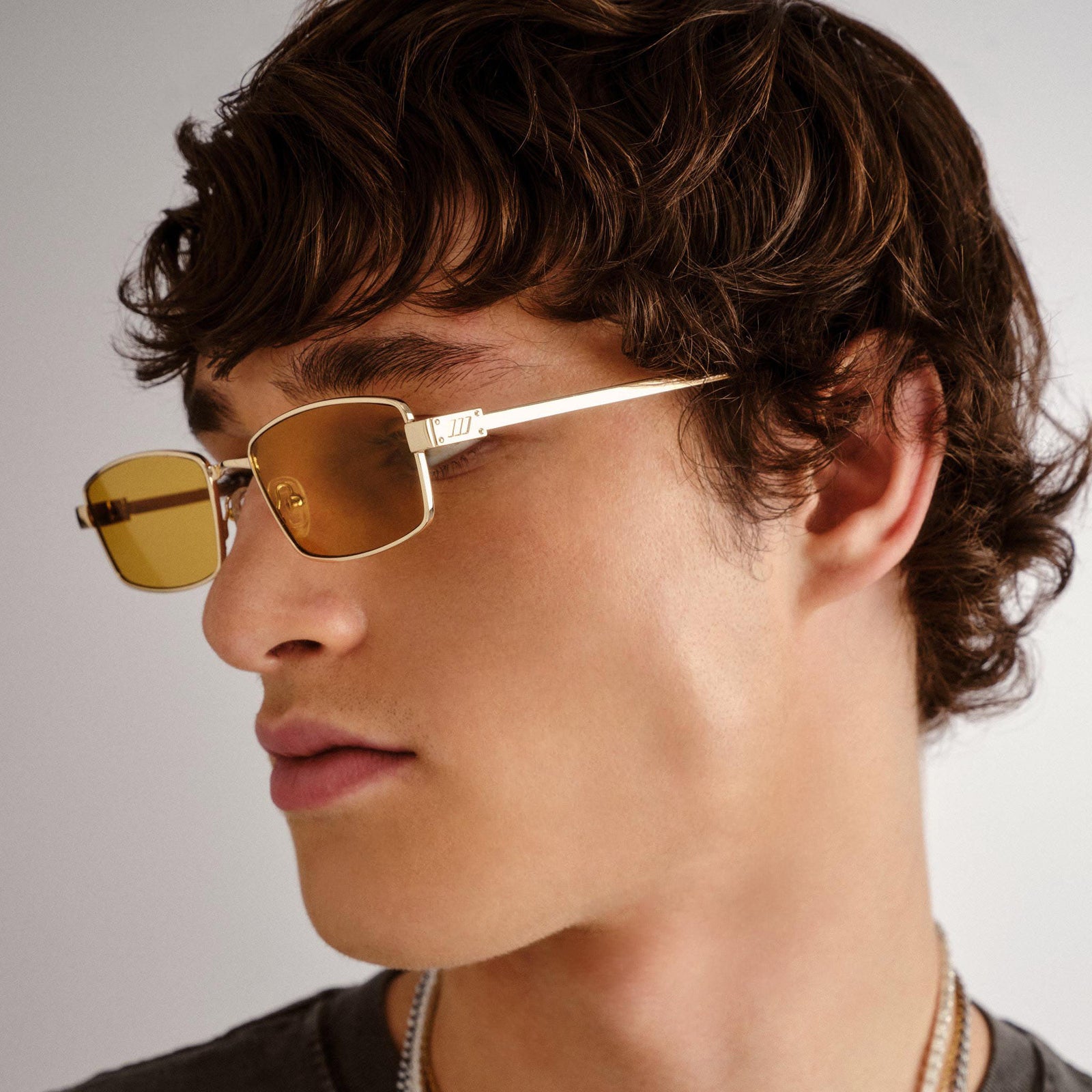 Bizarro Bright Gold Uni-Sex Rectangle Sunglasses | Le Specs