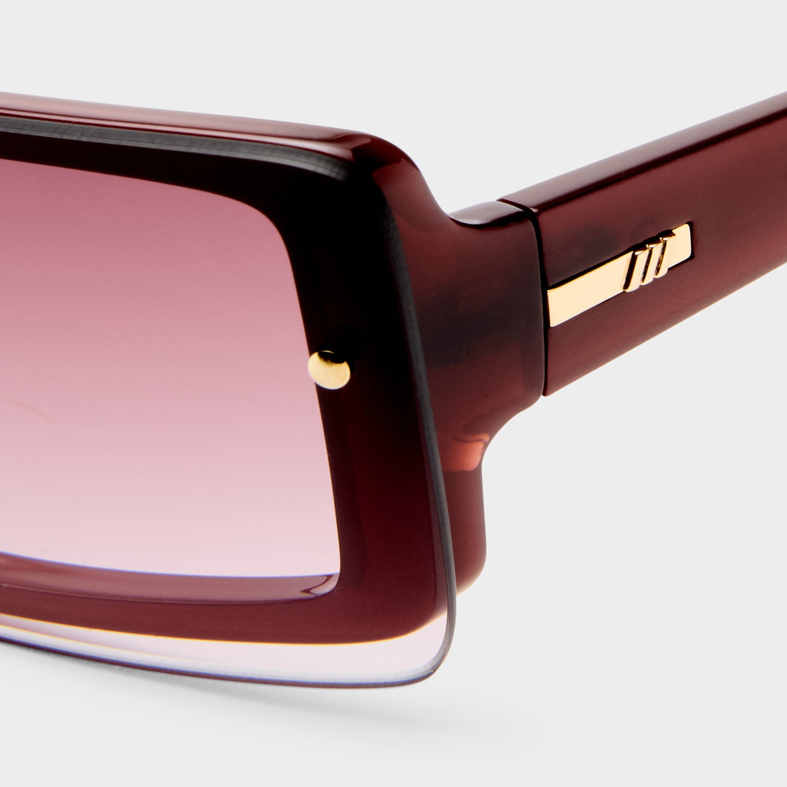 Evasion Cherry Lacquer Female Rectangle Sunglasses | Le Specs
