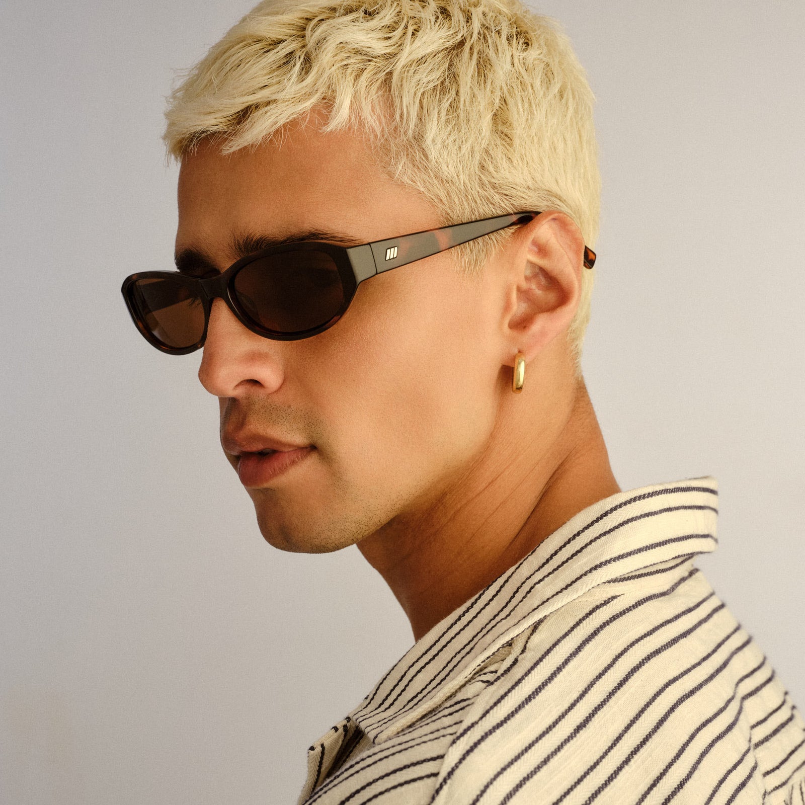Dont Cha Tort Uni-Sex Oval Sunglasses | Le Specs