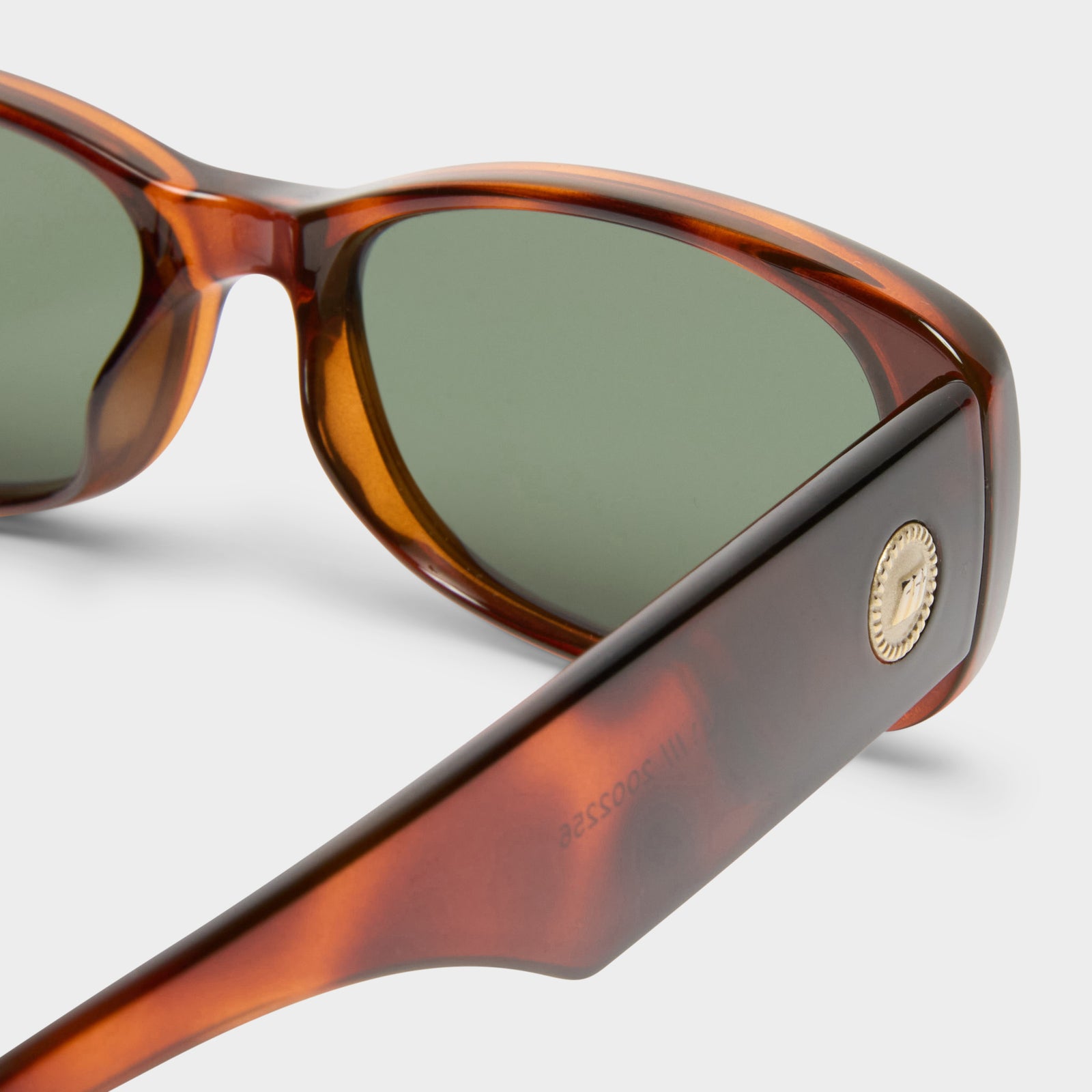 Unreal Toffee Tort Uni-Sex Rectangle Sunglasses | Le Specs