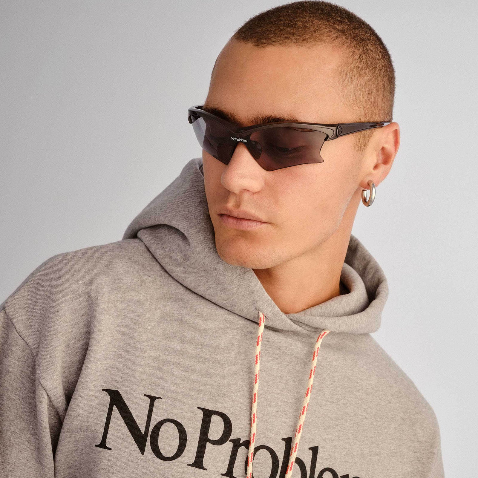 Pluto Silver Chrome Uni-Sex Shield Sunglasses | Le Specs