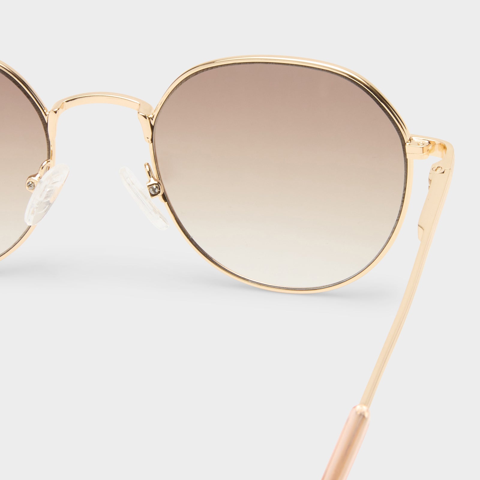 Odyssey Bright Gold Uni-Sex Round Sunglasses | Le Specs