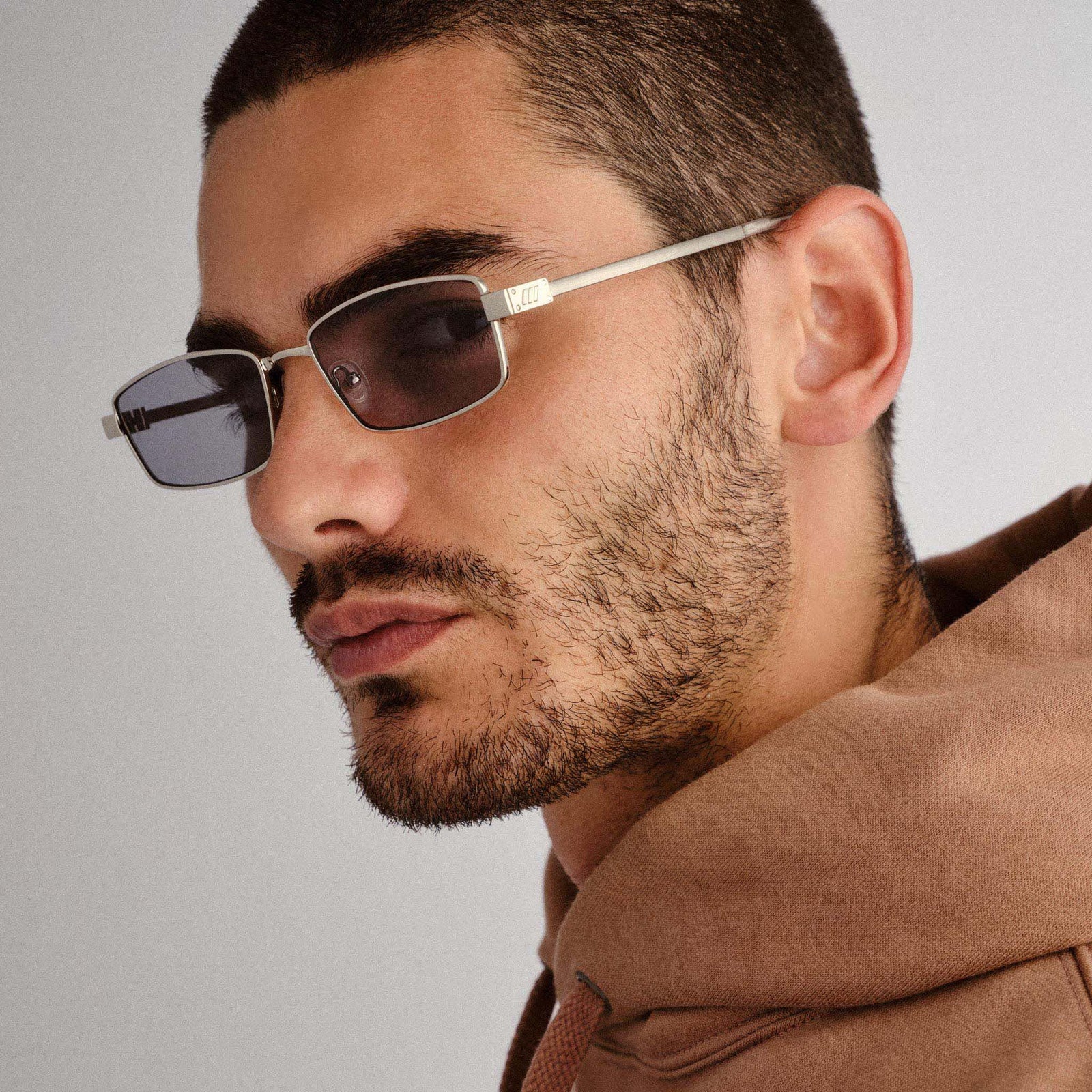 Bizarro Silver Uni-Sex Rectangle Sunglasses | Le Specs