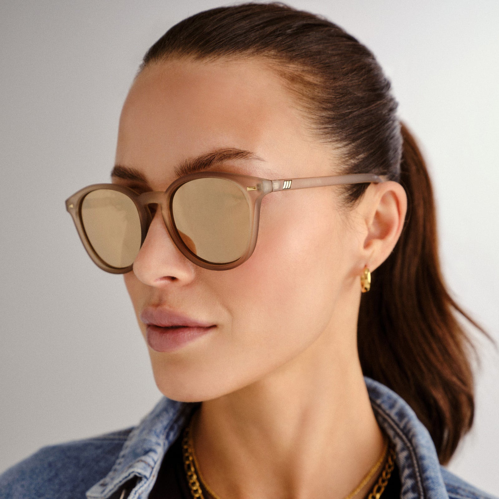 Bandwagon Matte Stone Uni-Sex Round Sunglasses | Le Specs