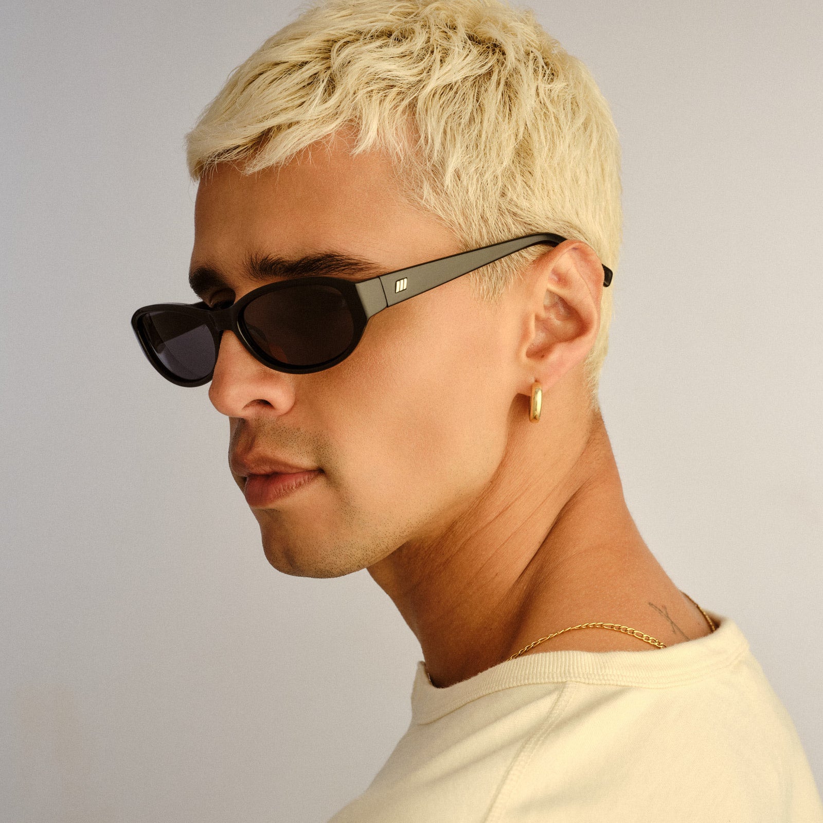Dont Cha Black Uni-Sex Oval Sunglasses | Le Specs